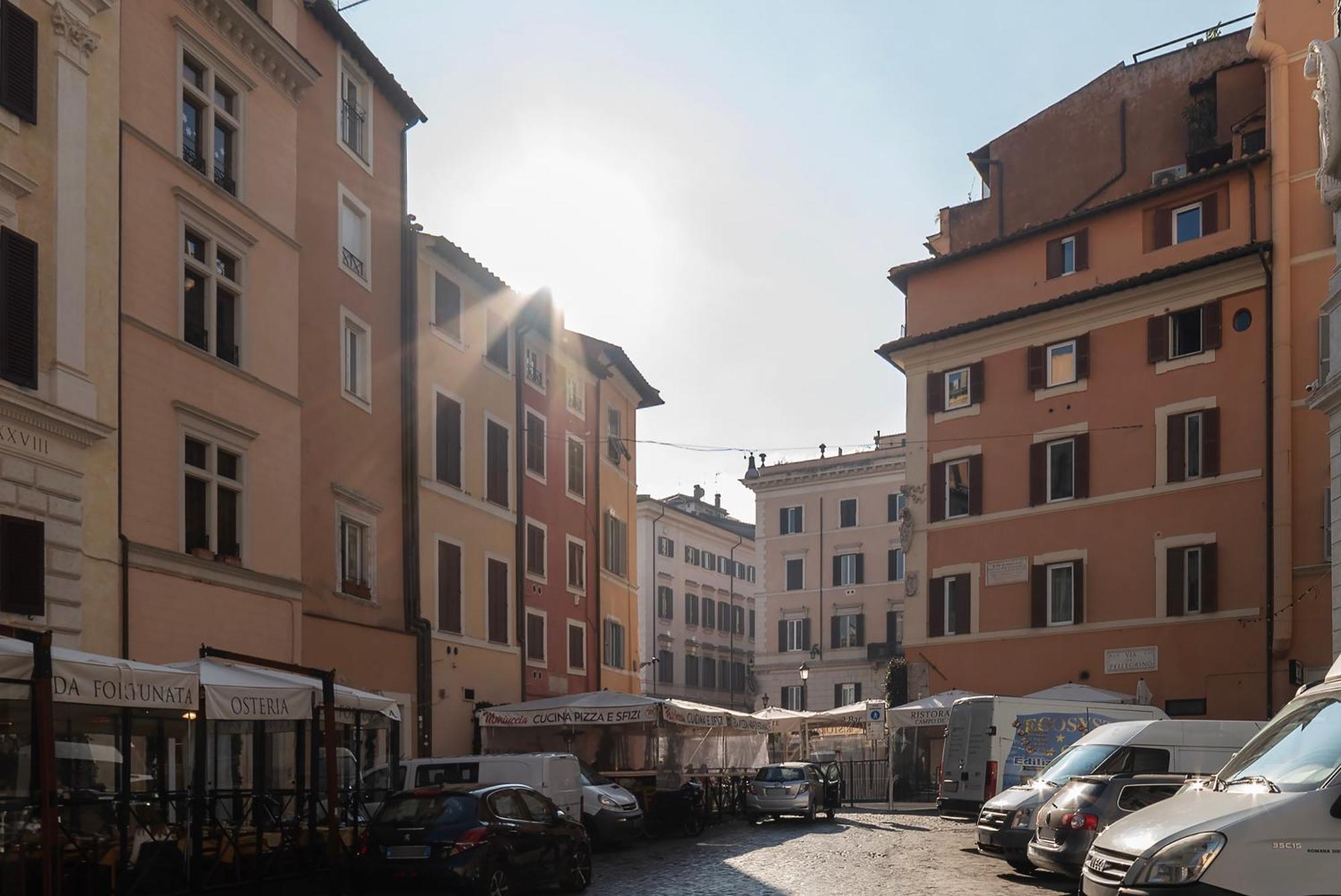Historical Loft At Campo De Fiori Appartamento