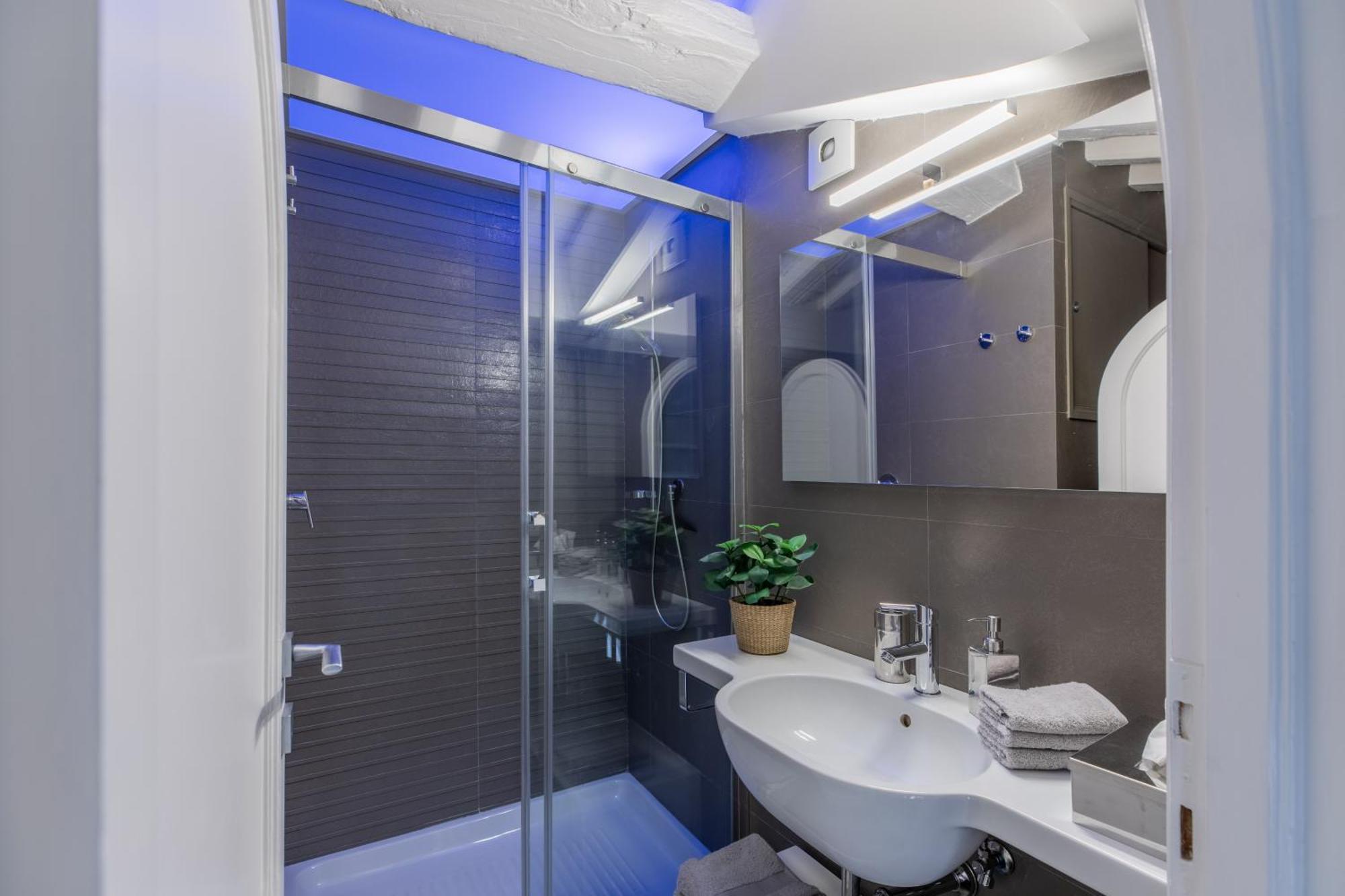 Iflat Historic Flat In Campo De Fiori Apartment Rome