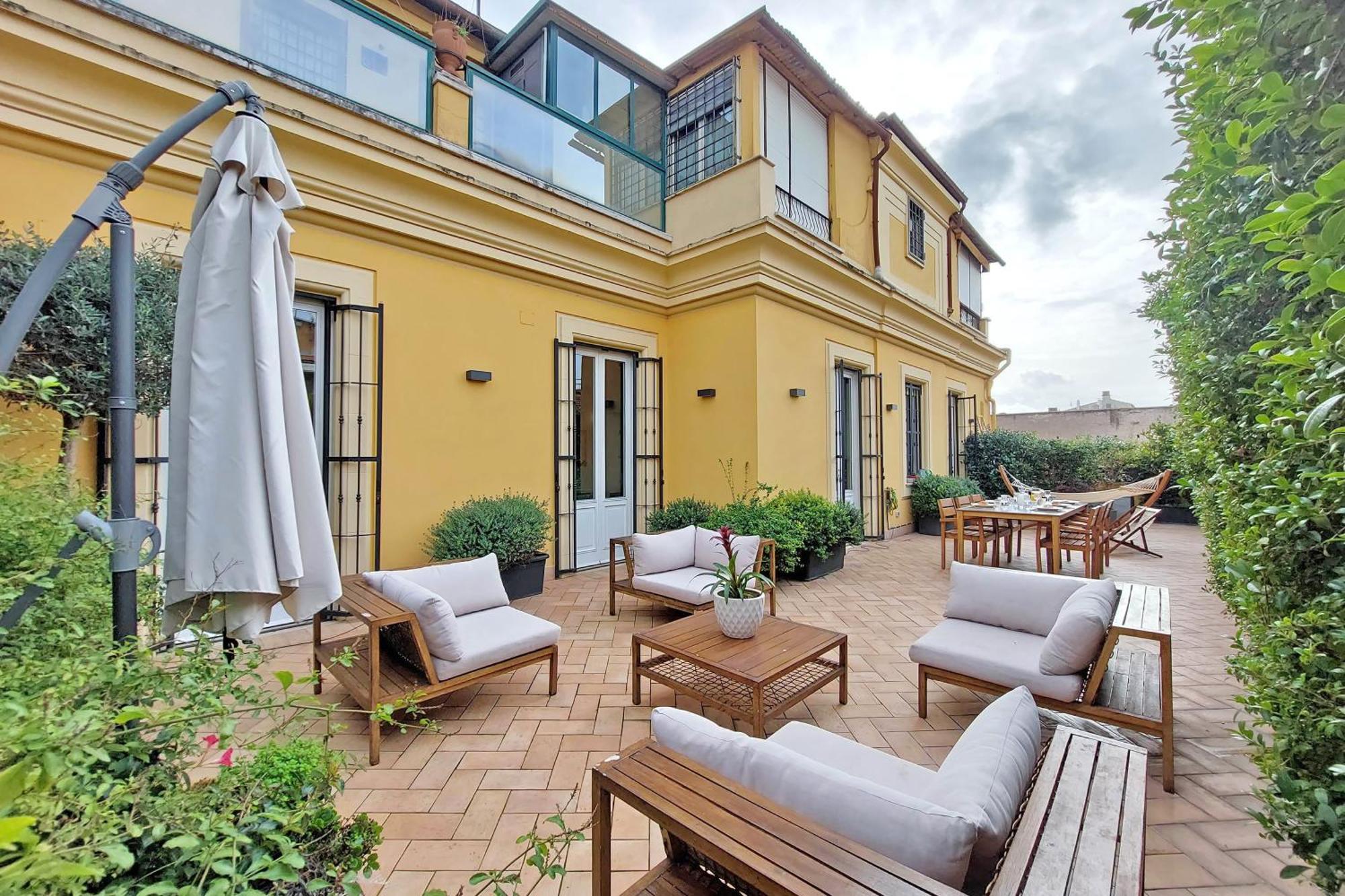 Luxuryterrace Romeapartment