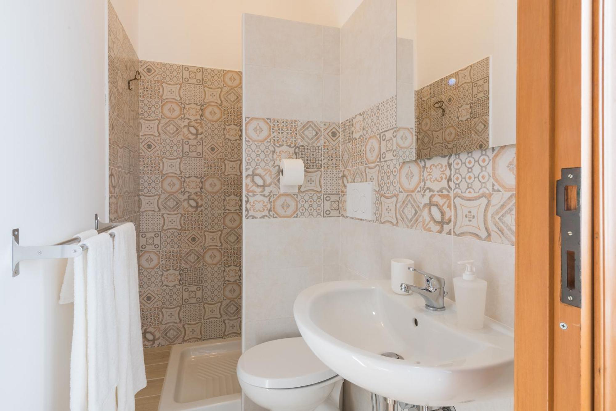 Travelershome Ciampino&Morena Guesthouse * Rome