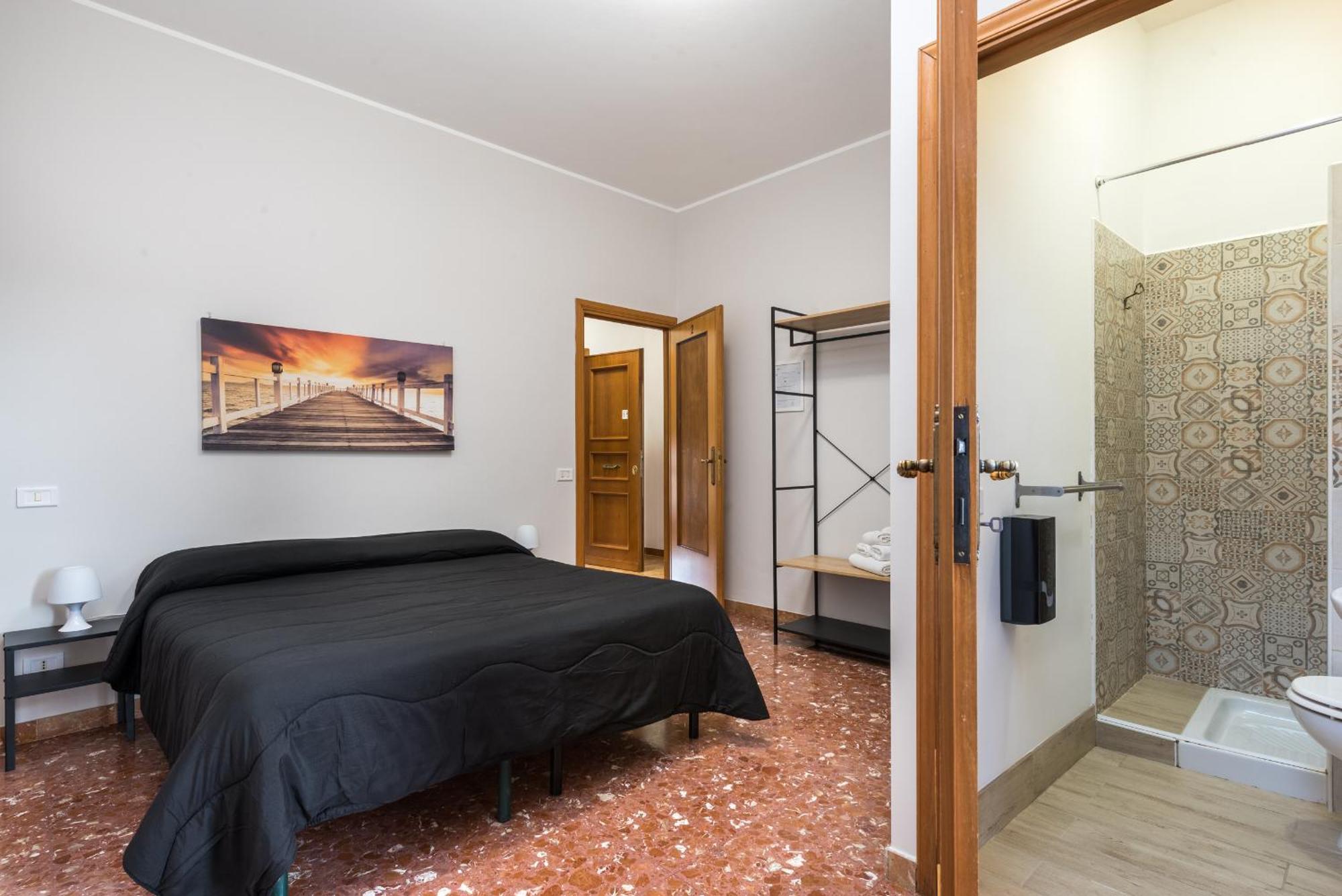 Travelershome Ciampino&Morena Guesthouse Rome