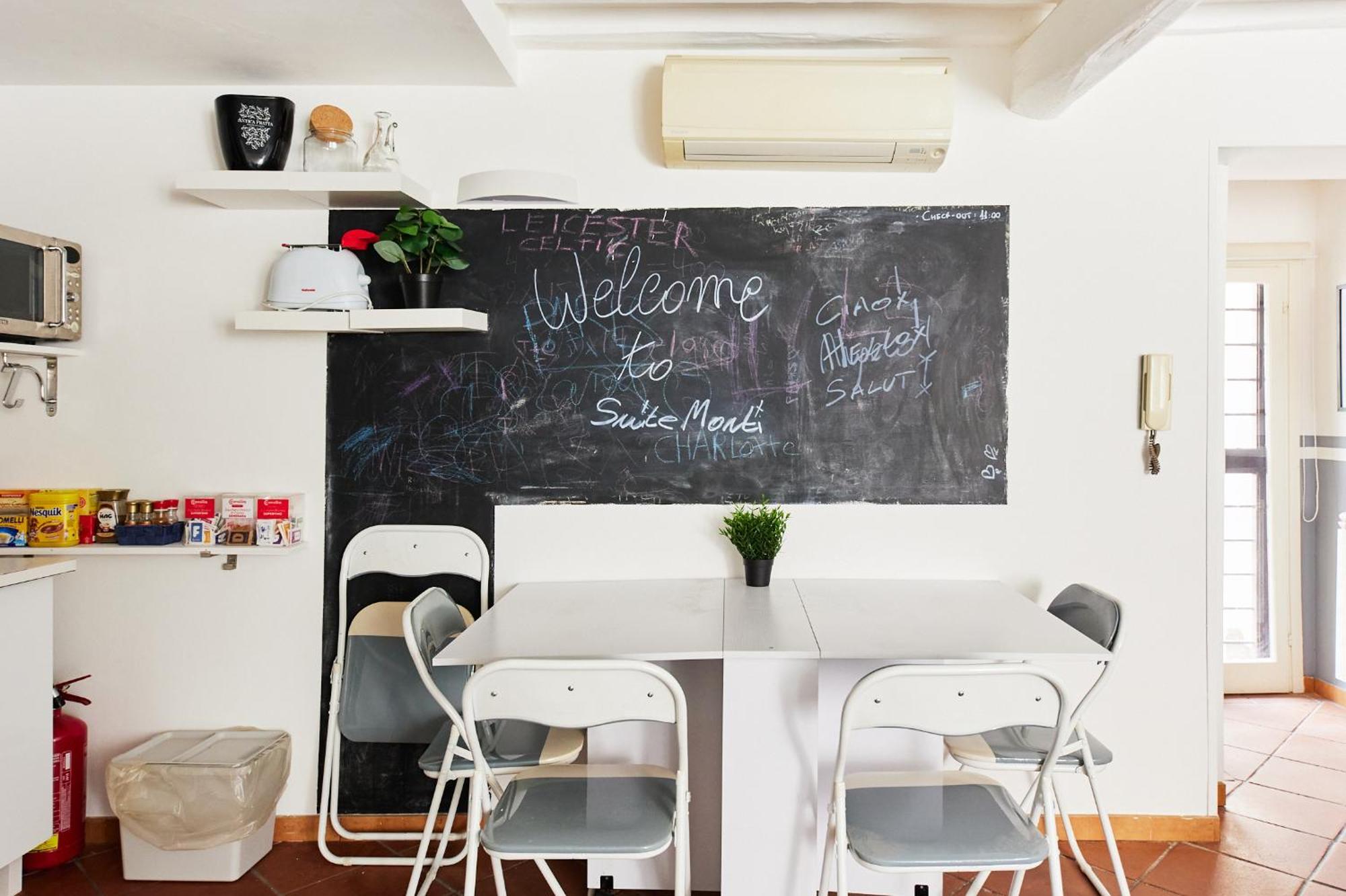 Iflat Wonderful In Monti Appartamento