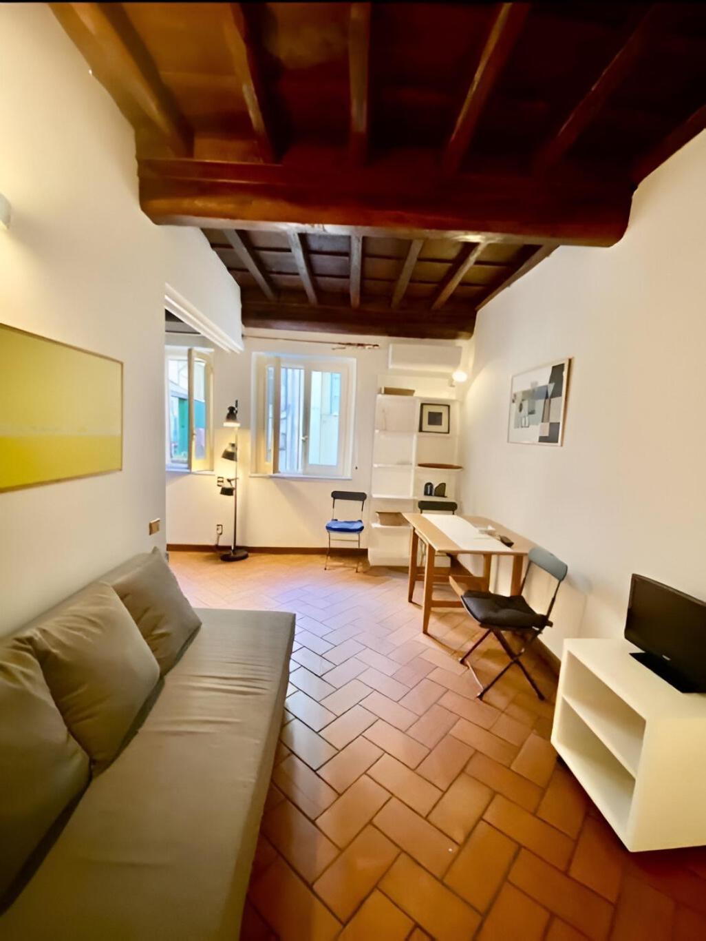 Apartment Trevi's Fountain Buddyrent
