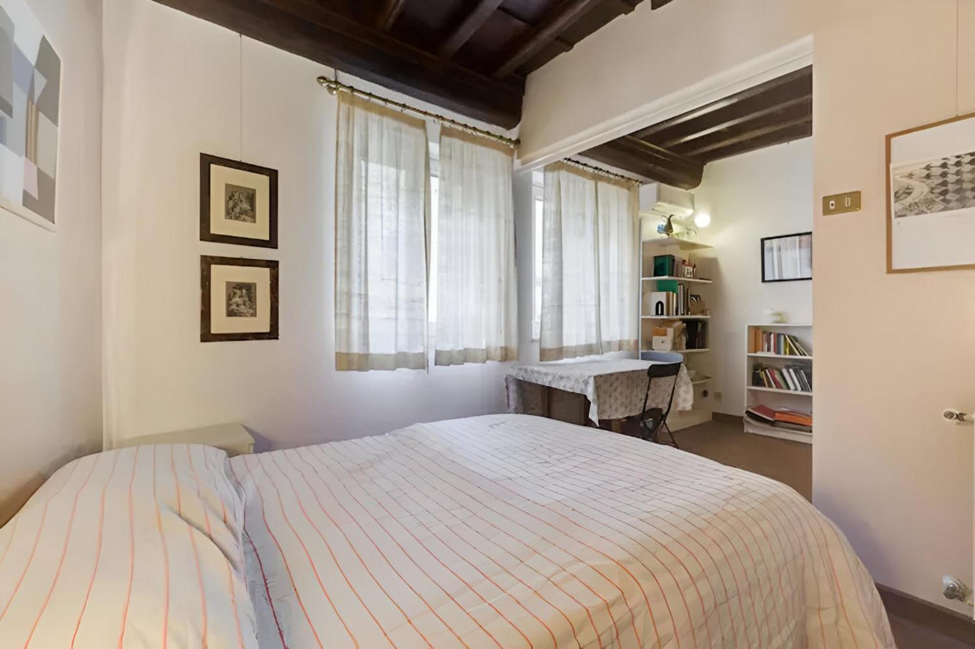 Apartment Trevi's Fountain Buddyrent *