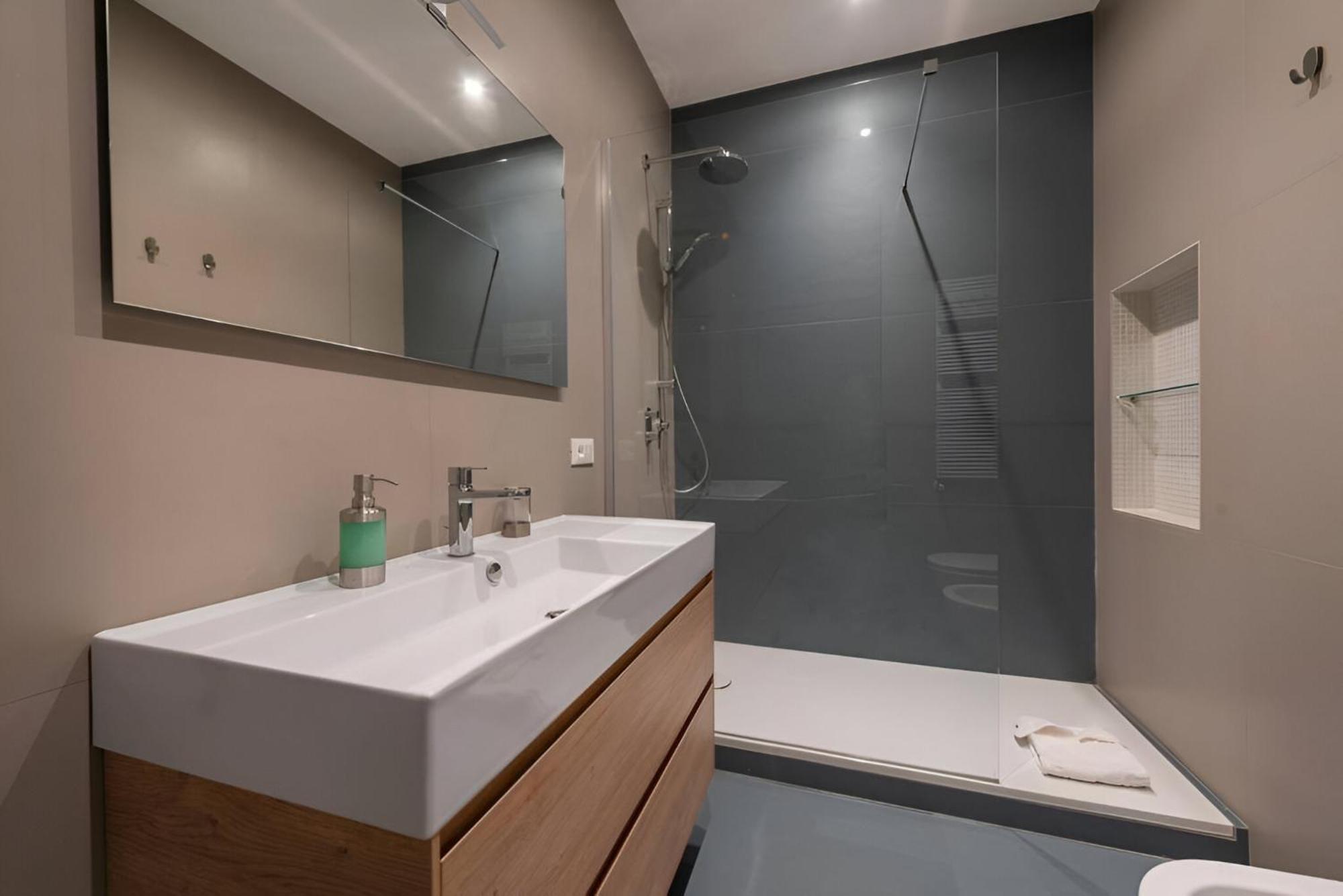 Golden House Buddyrent Apartment Rome