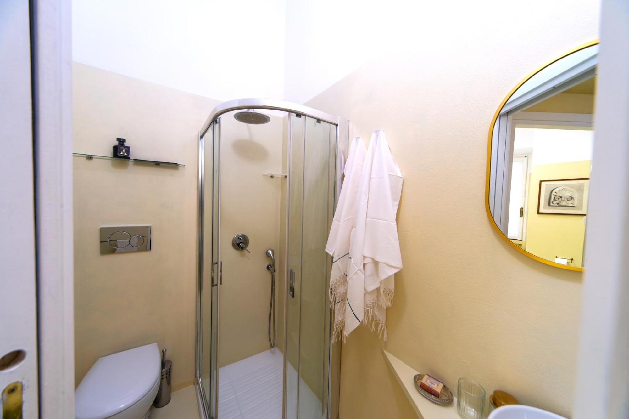 Apartment Bernini Stay, Next To Trevi Fountain