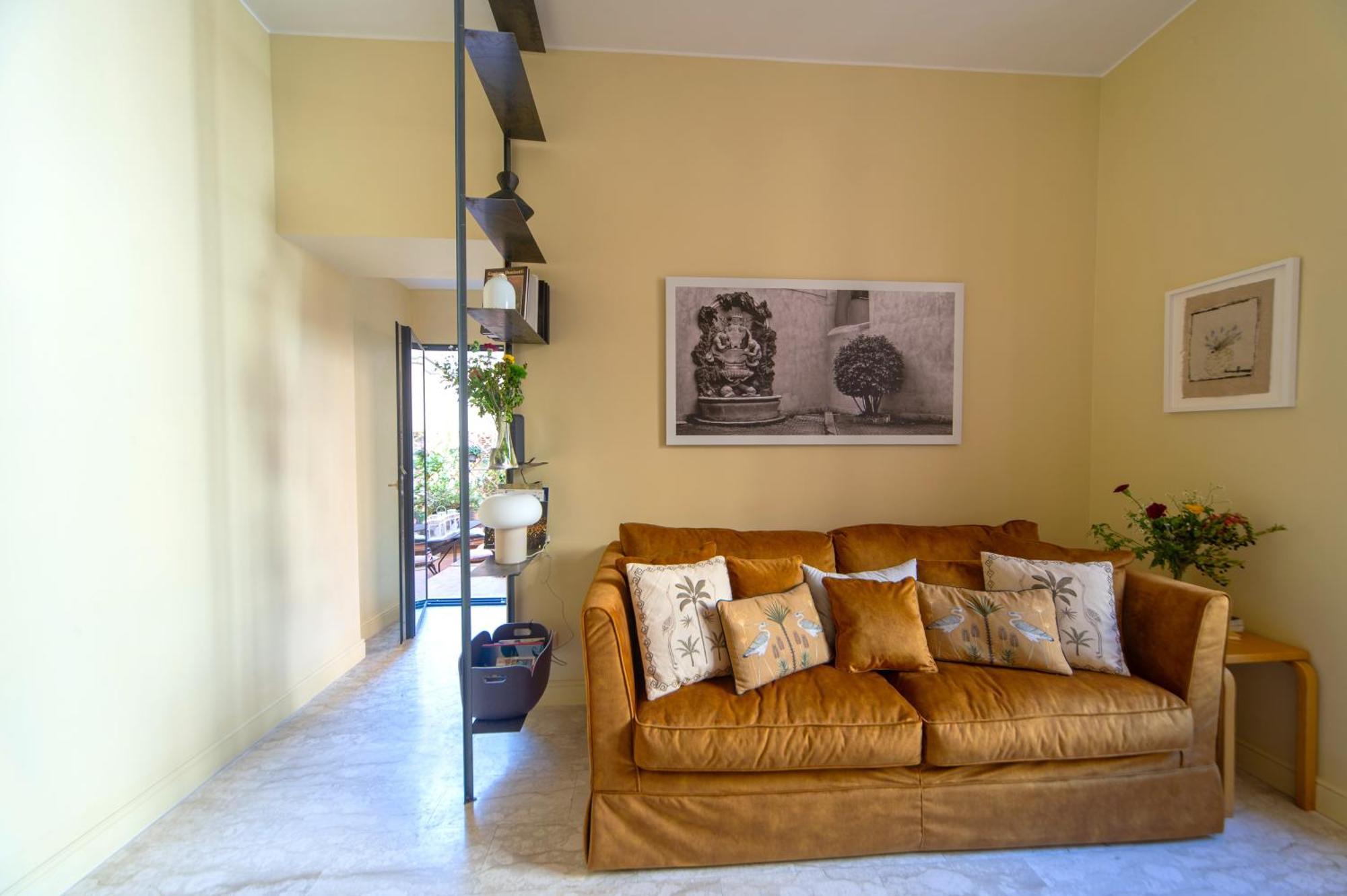 Bernini Stay, Next To Trevi Fountain Apartment