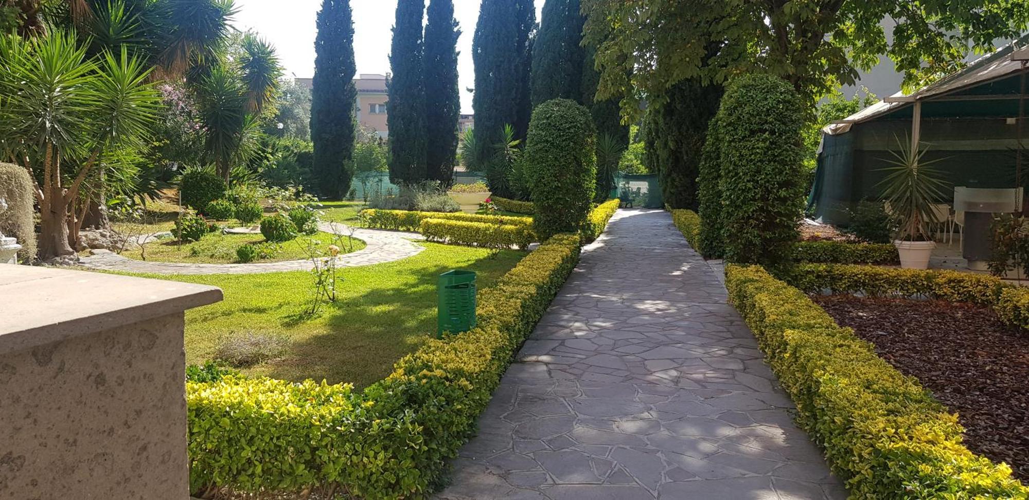 Oasis * Rome