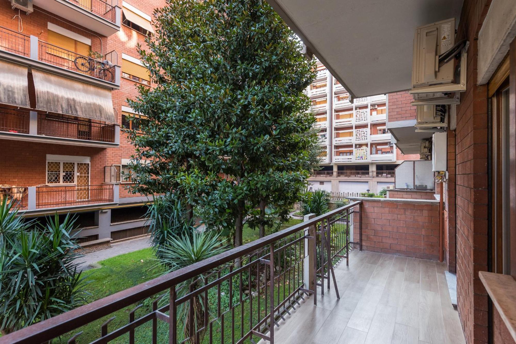 Super Comfort Pisino Street