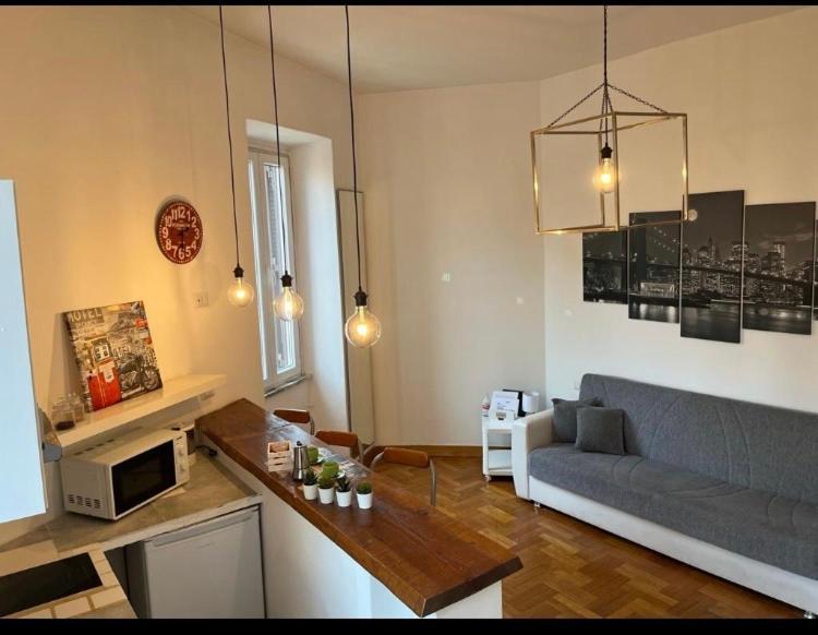 Apartment Casa Di Vivi, Comoda Per Il Centro, Il Vaticano Ed Il Gemelli *