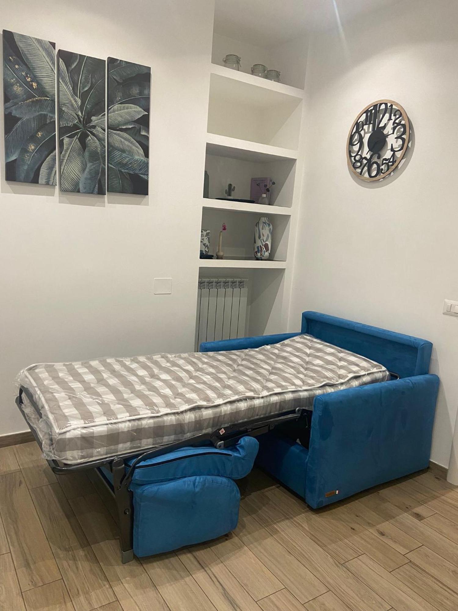 Apartment Antonino Pio Rome