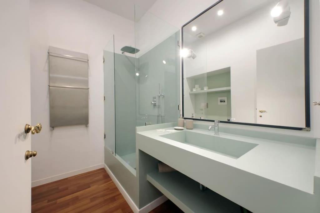 Lungaretta Apartment *