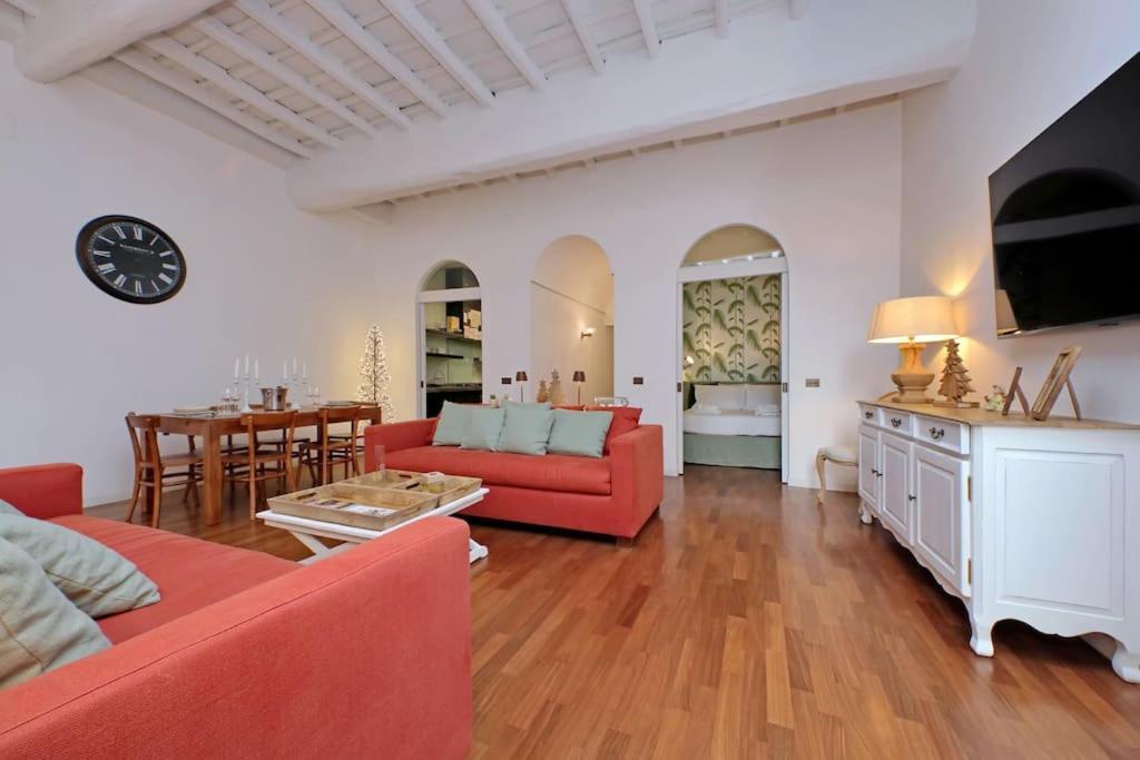 Lungaretta Rome