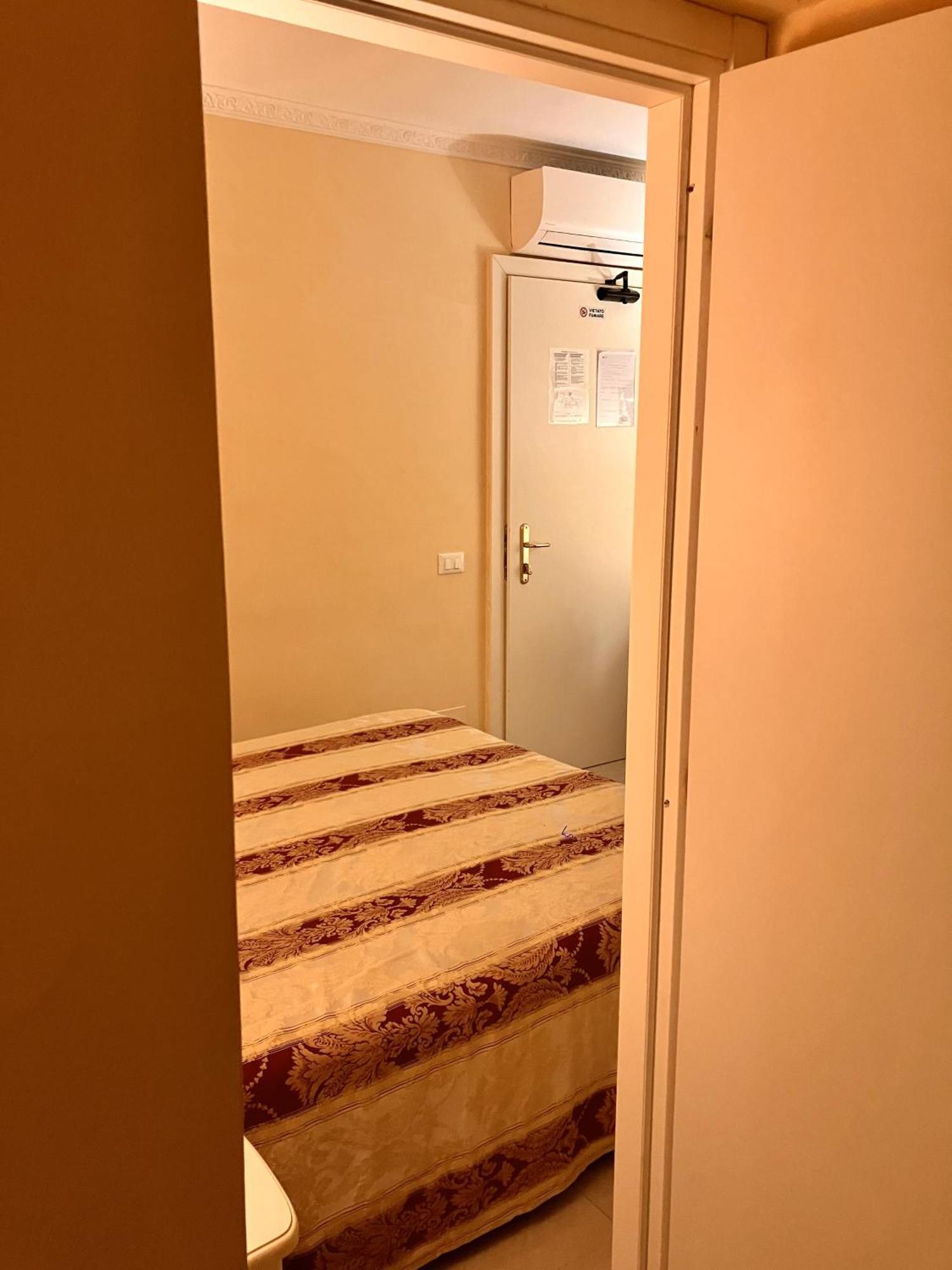 Hotel Erdarelli 3*