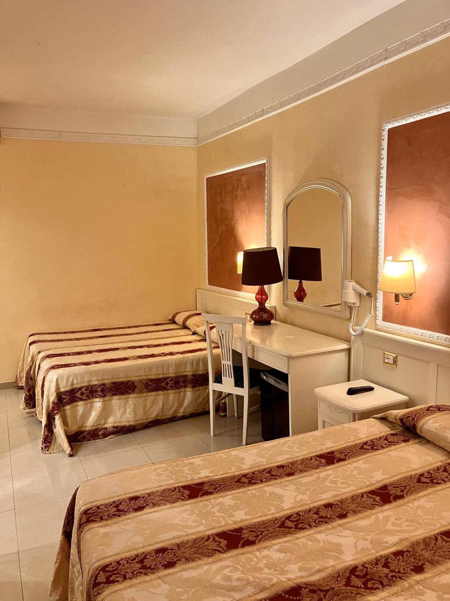 Hotel Erdarelli Rome