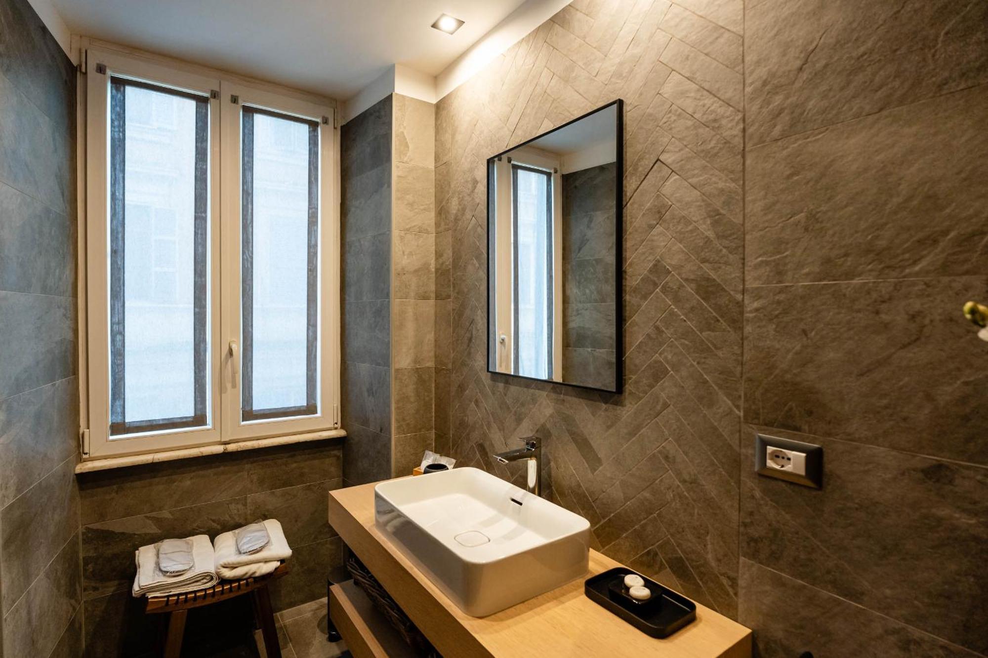 Tolemaide Orange Apartment