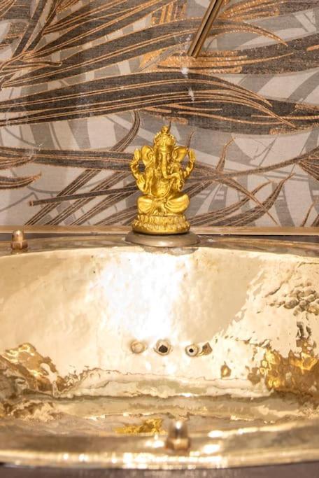 Apartment Cozy At Vatican Stpeter's Dome Shade *