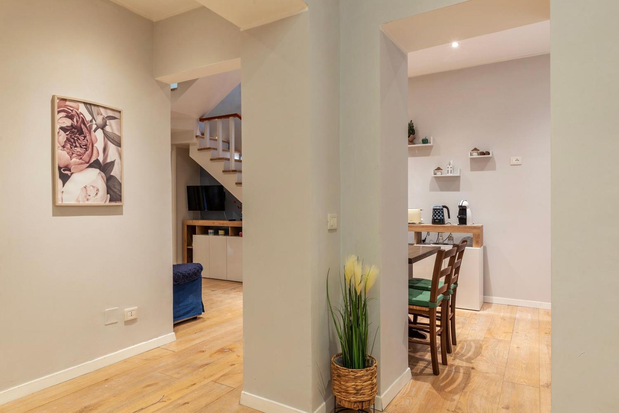 Apartment Mm Piramide Rome