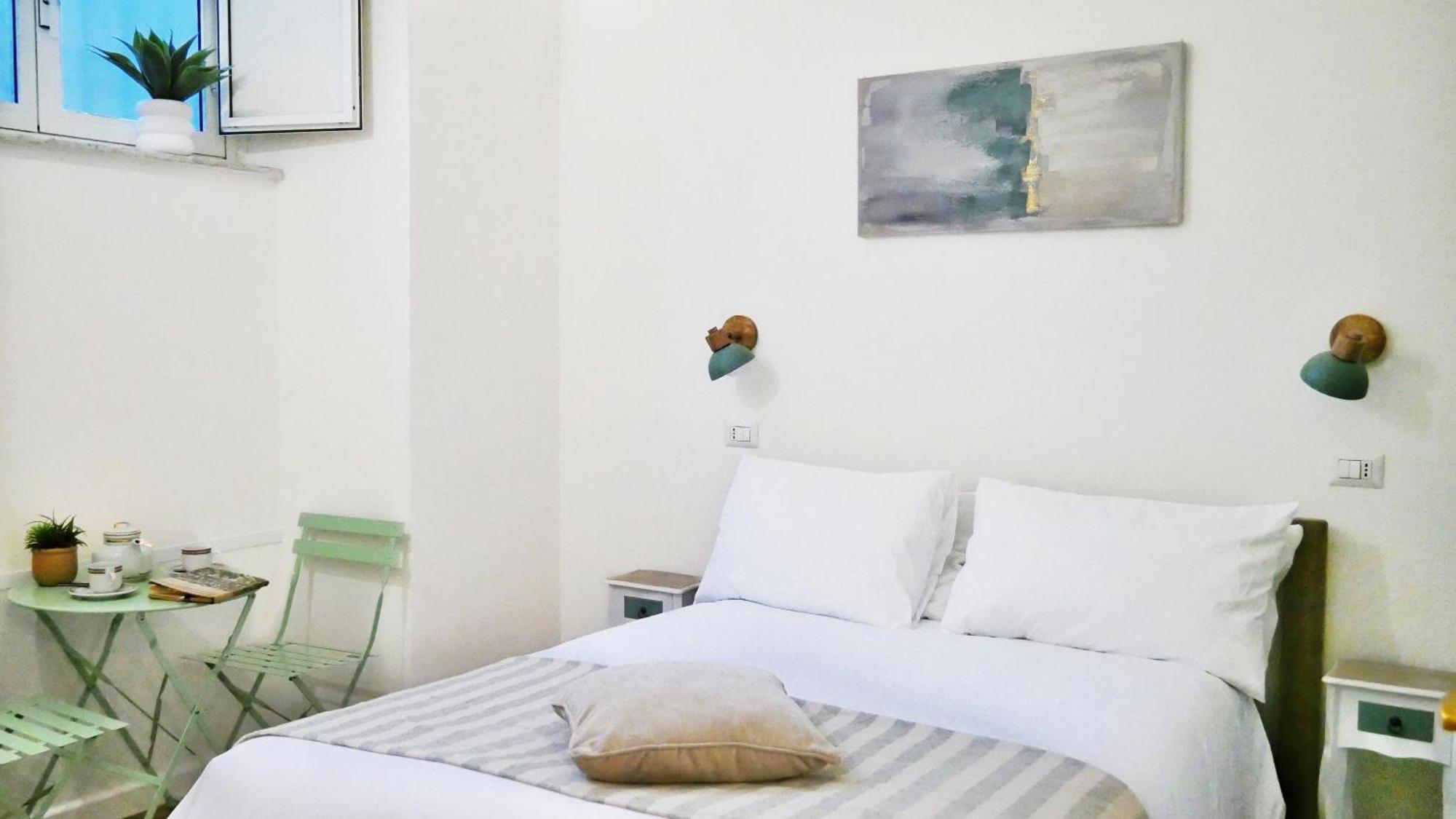 Apartment Vera Suite&apartment - Charming 3 Bedroom - 20min Walk From Colosseum Rome