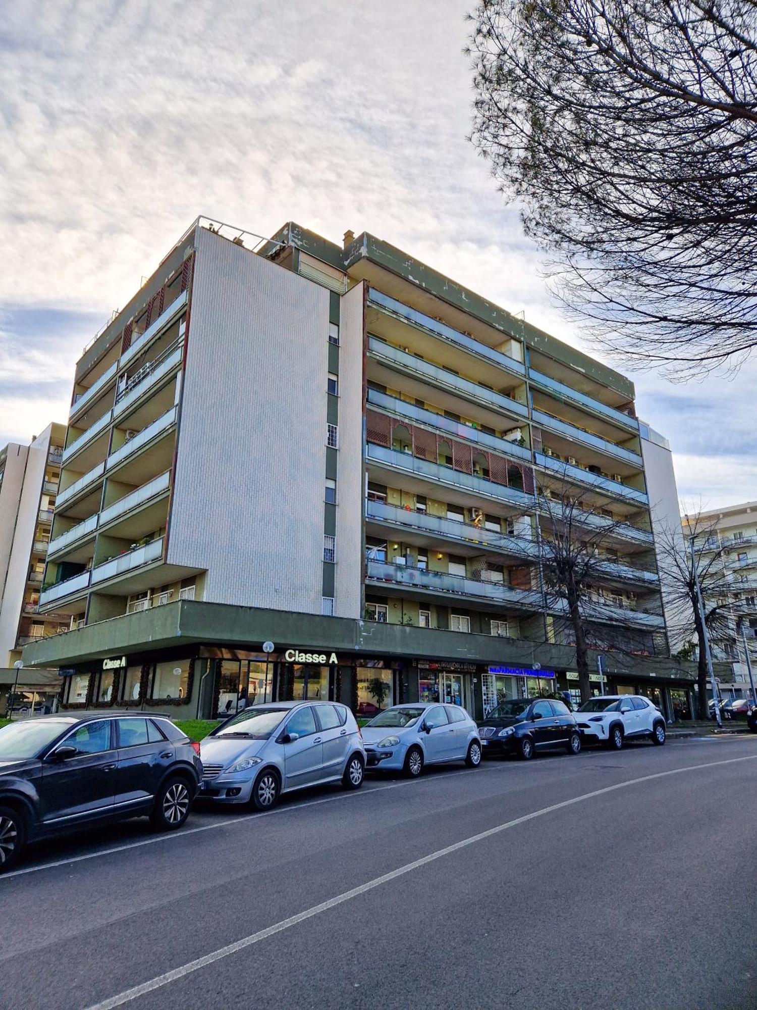 Domus Divi - Eur Torrino Apartment