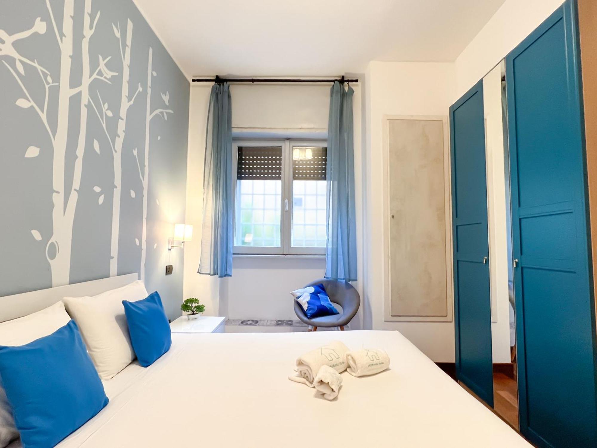 Unique House - 3 Bedrooms & 2 Bathrooms With 4 Beds - 100 Meters To The Metro A Appartamento Roma