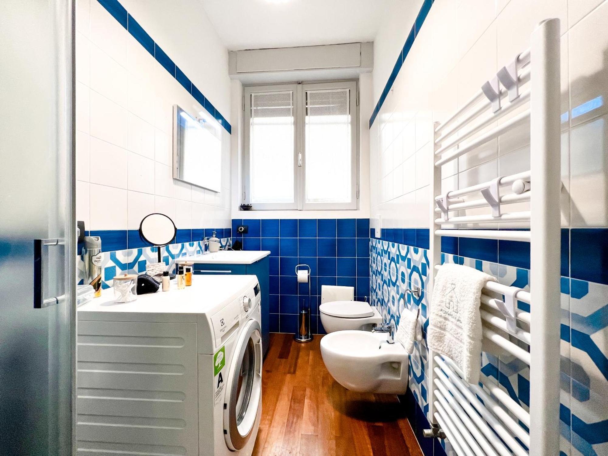 Unique House - 3 Bedrooms & 2 Bathrooms With 4 Beds - 100 Meters To The Metro A Appartamento