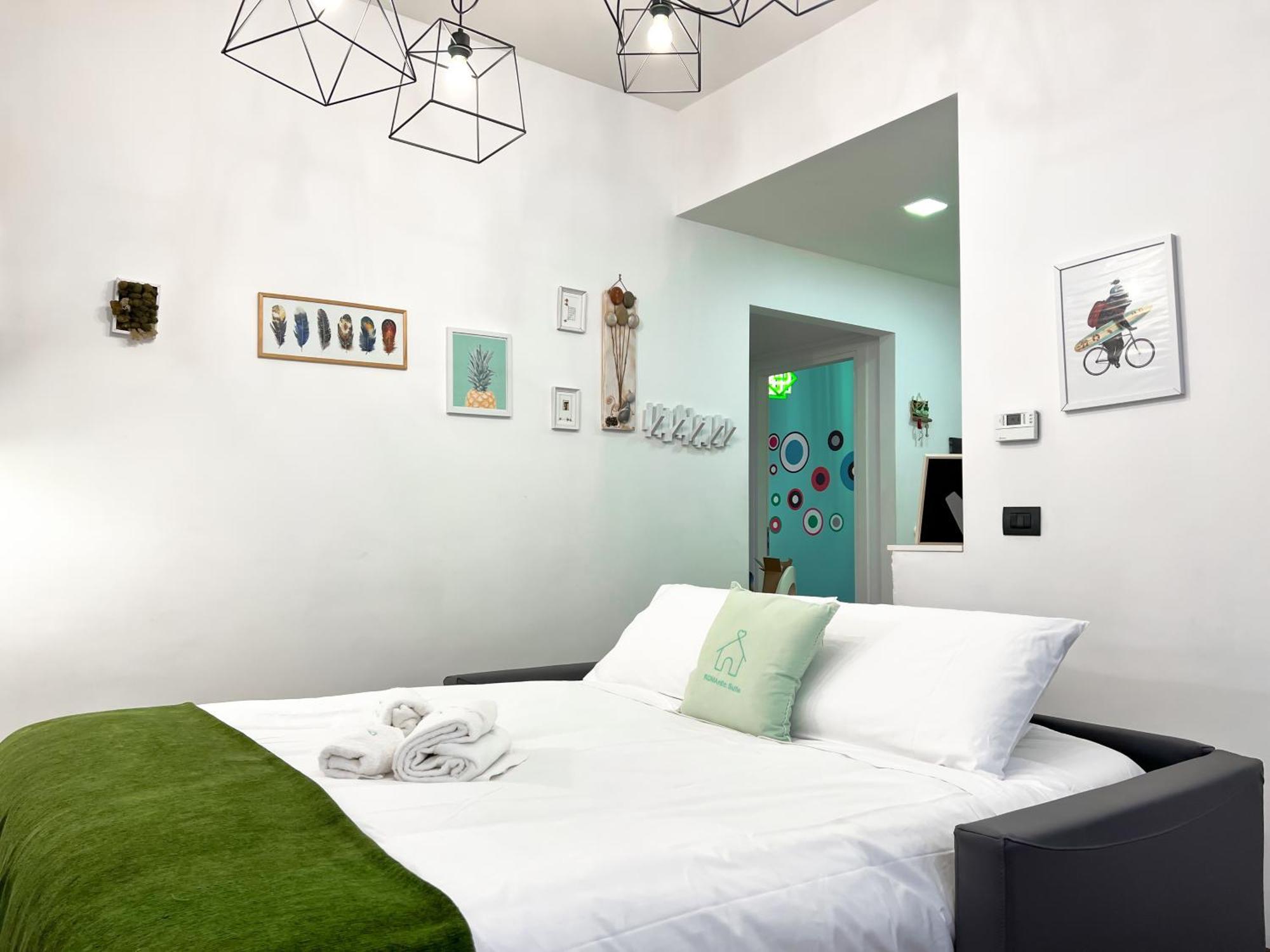 Unique House - 3 Bedrooms & 2 Bathrooms With 4 Beds - 100 Meters To The Metro A * Roma
