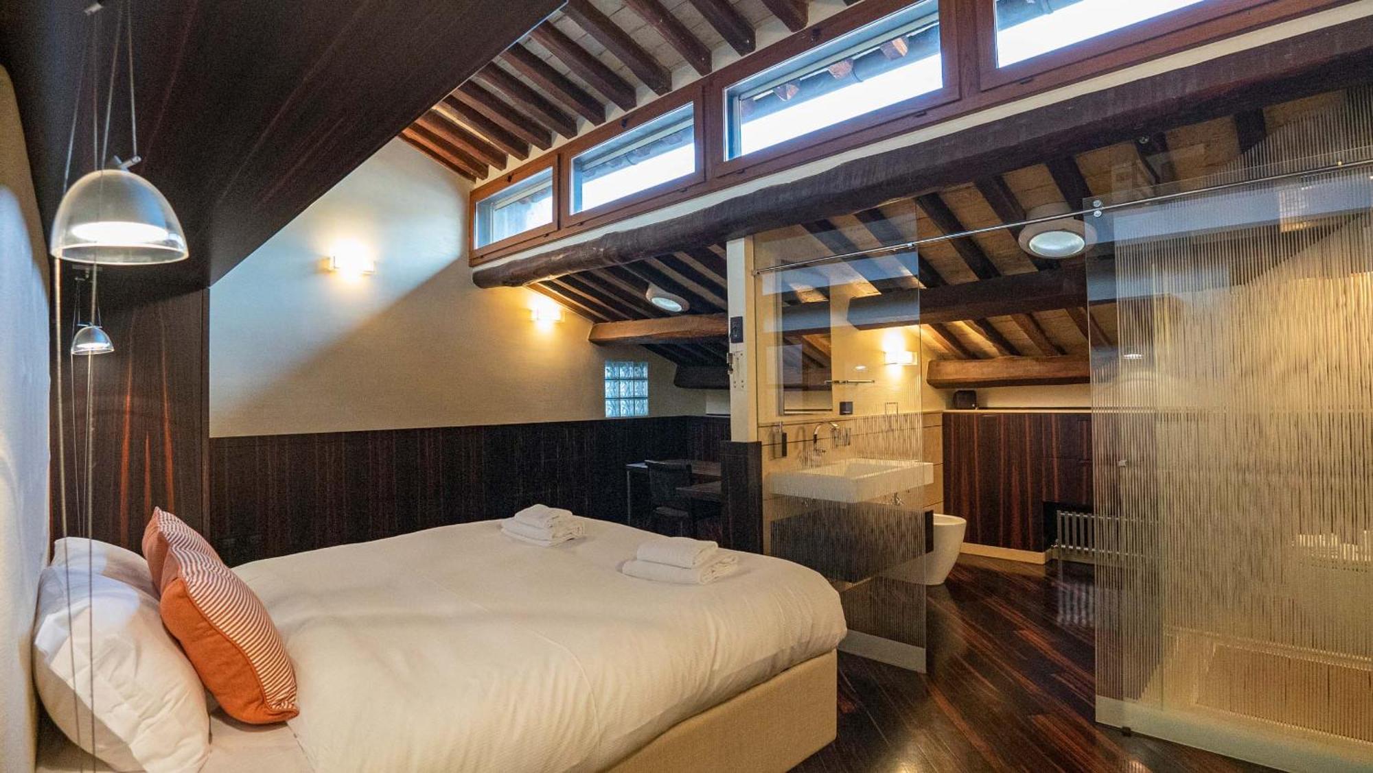 Piazza Venezia Charming With View Apartment *