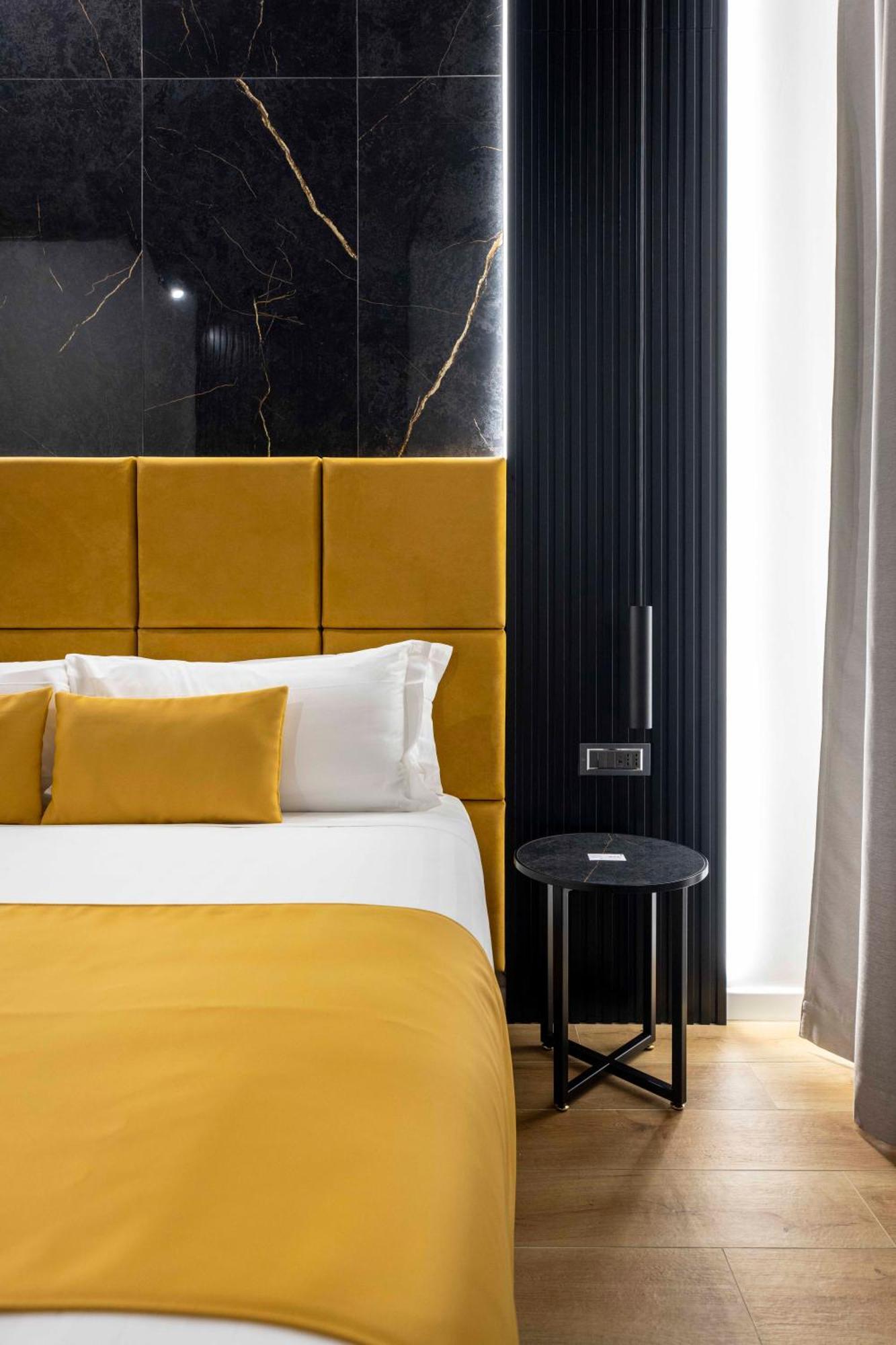 At Luxury Navona 2 Guest house
