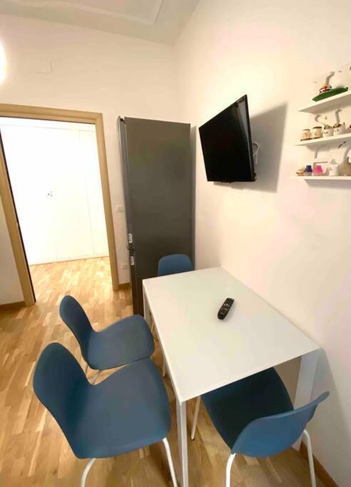 Apartment Vacanze Romane *