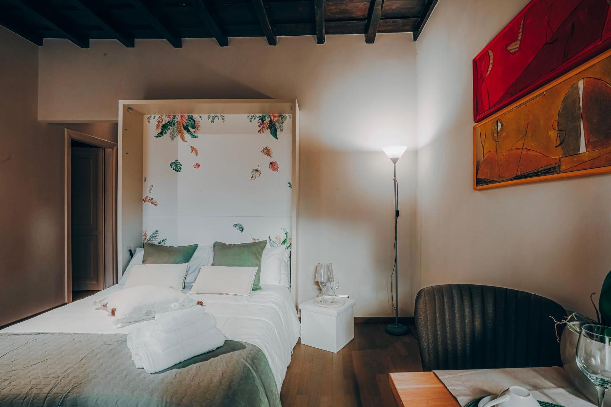 Apartment Pantheon Eleven *