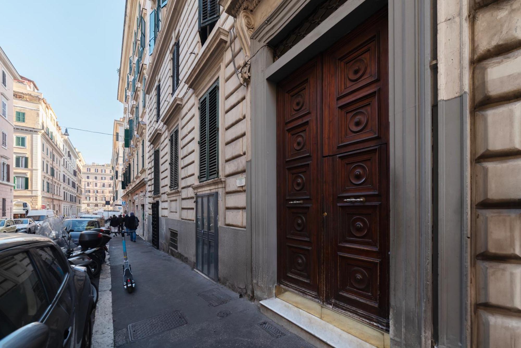 Termini Lovely Apartment Rome