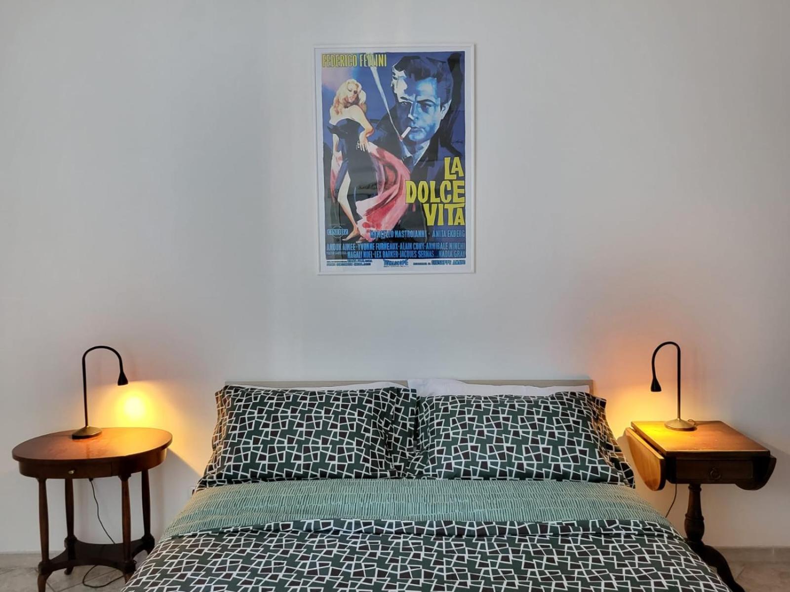 Ginny's Apartment *
