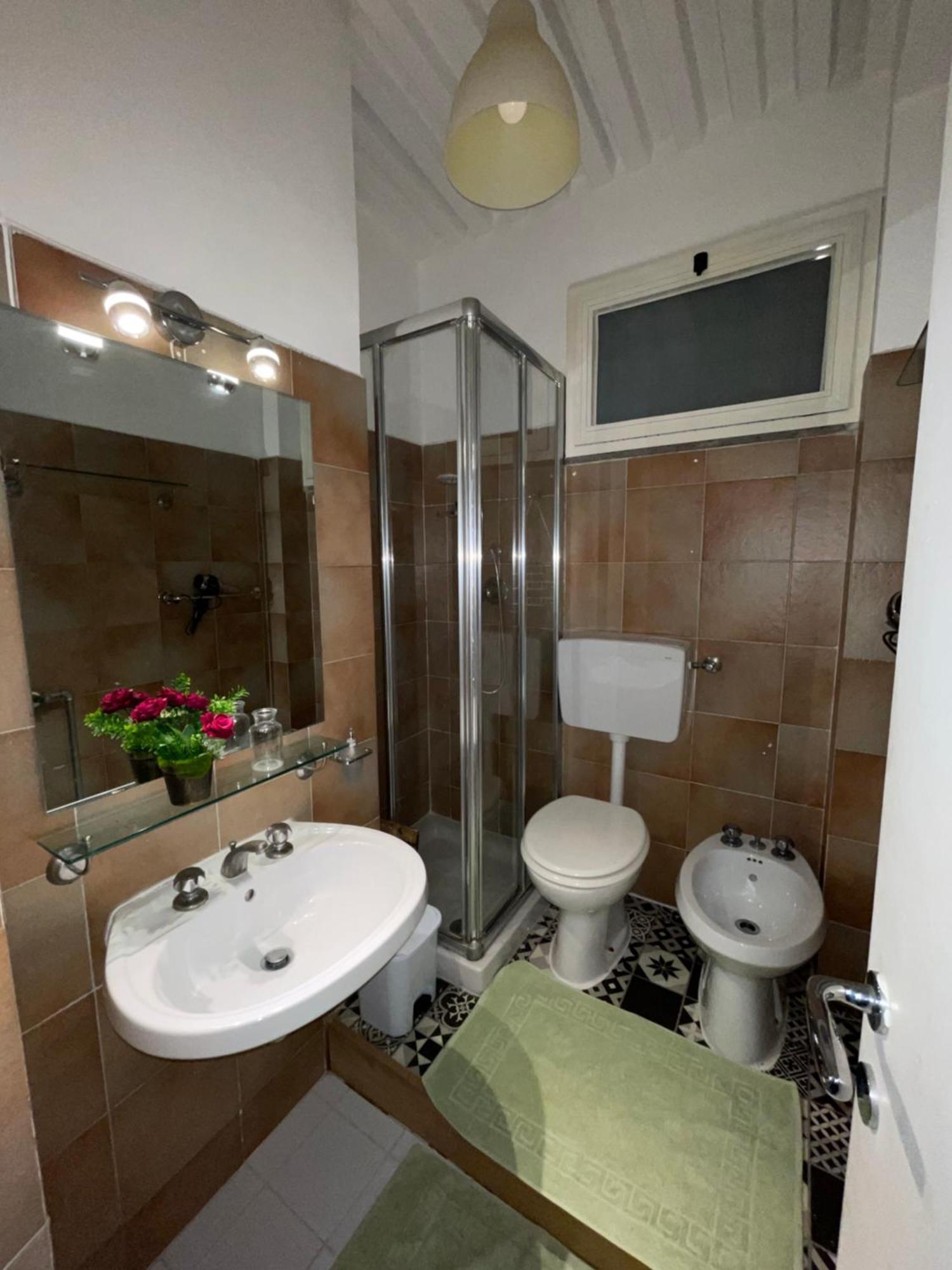 Lungo Tevere Trastevere Confort Apartment