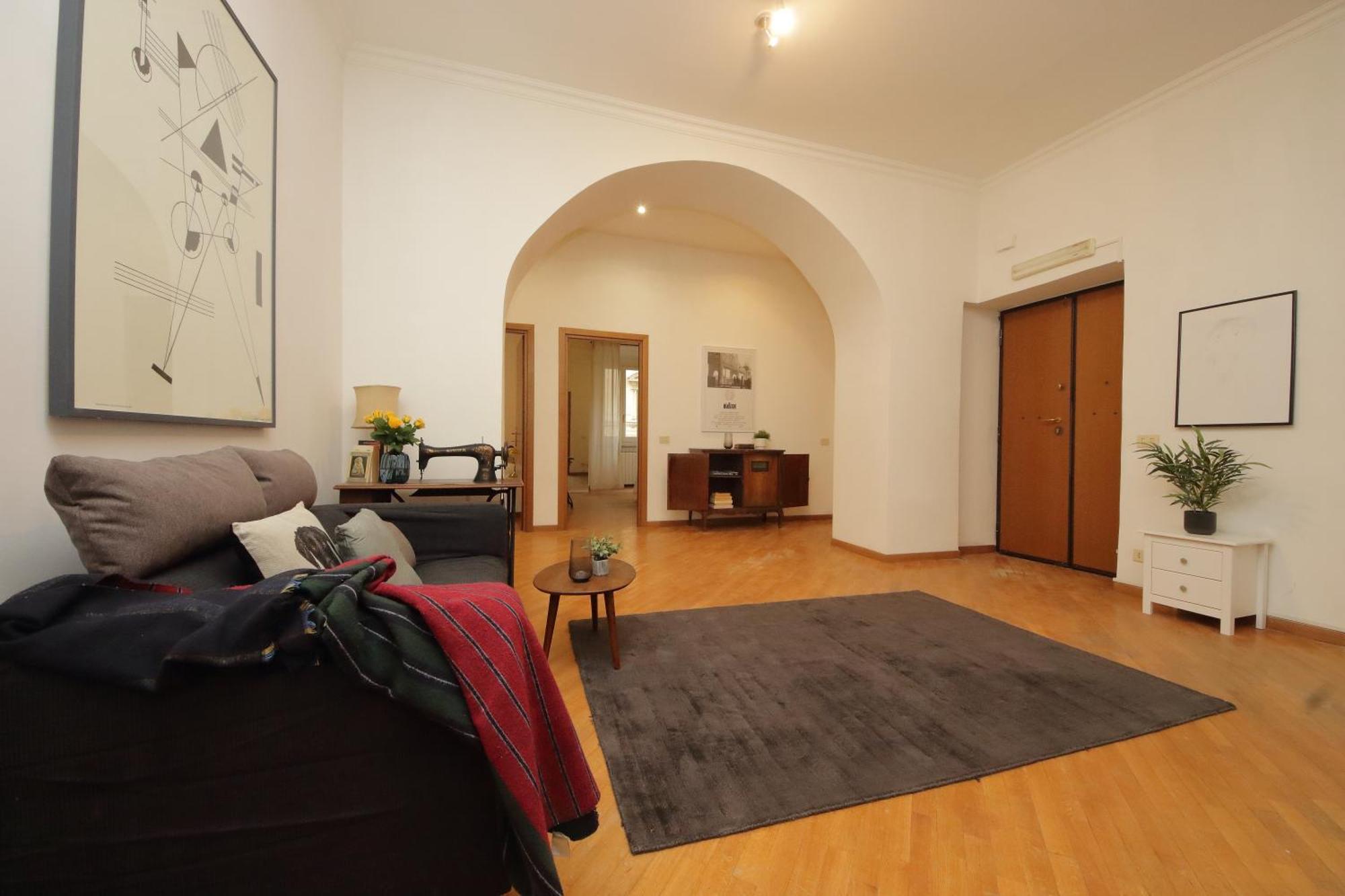 Giant Borghese Apartment Rome