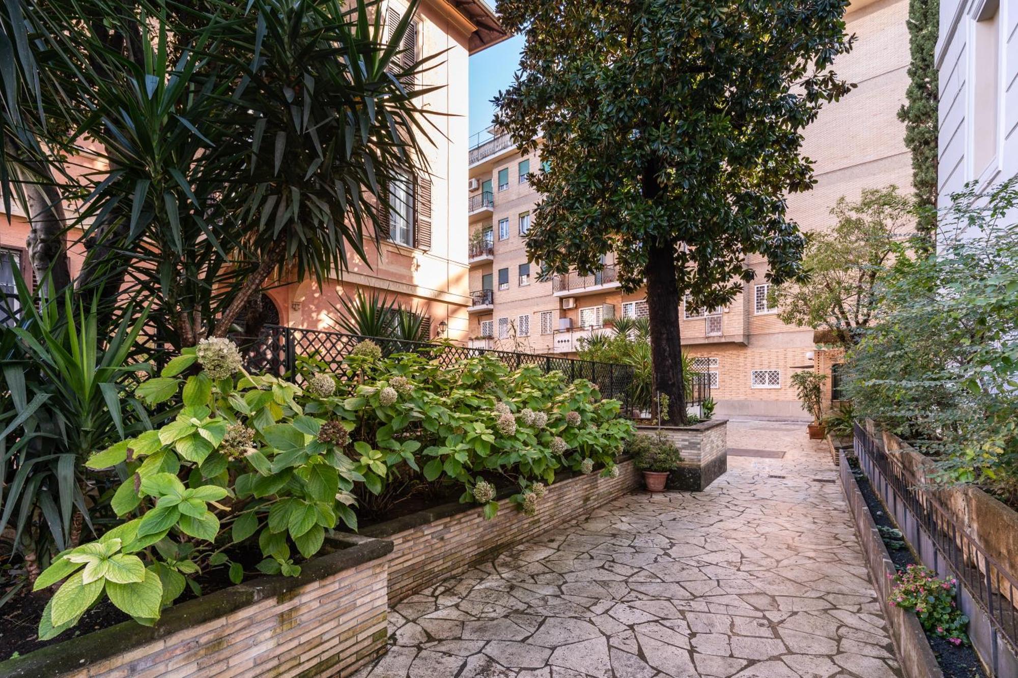 Residenza Coppede Apartment *