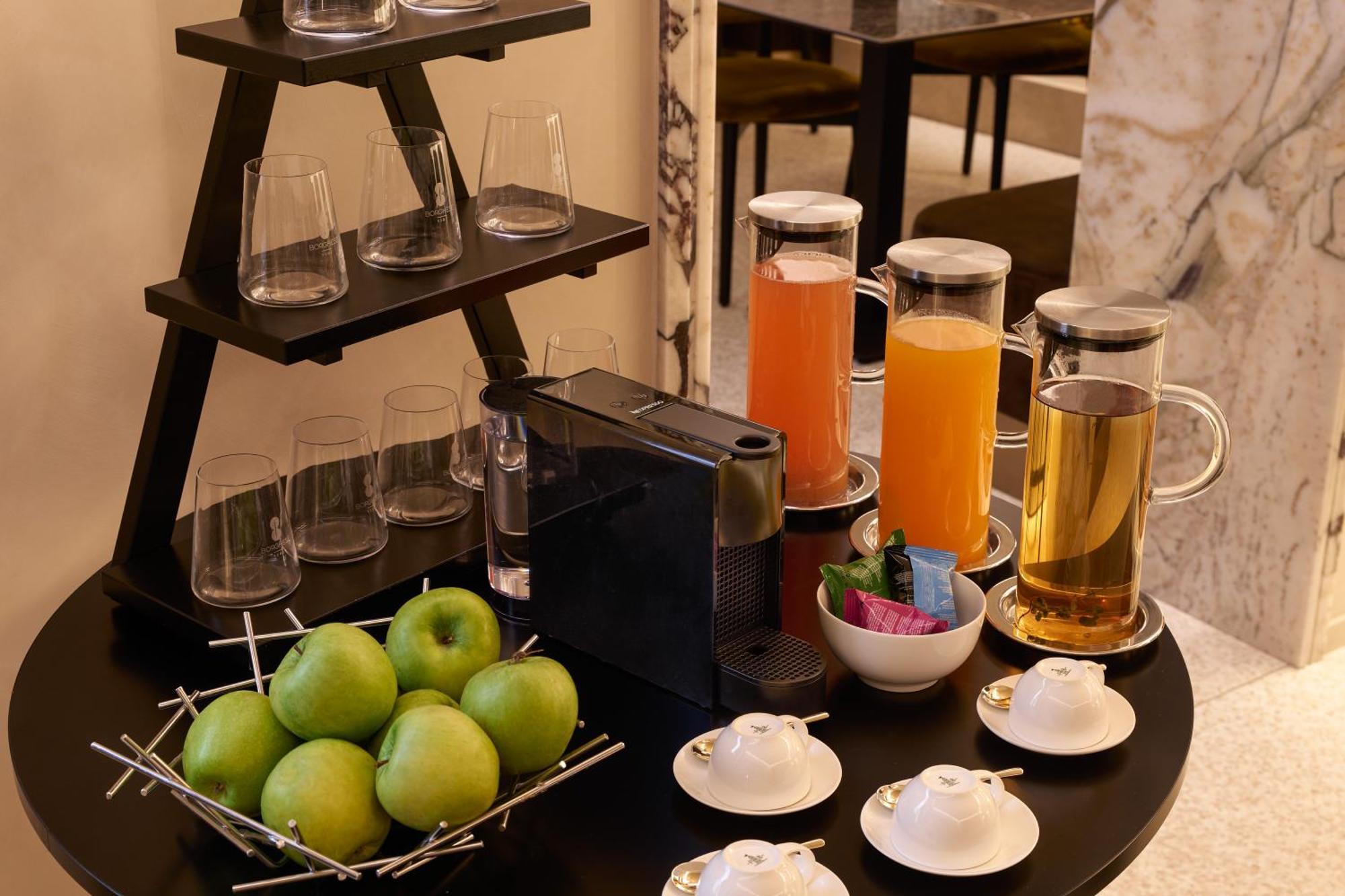 Hotel Fontanella Borghese 4*