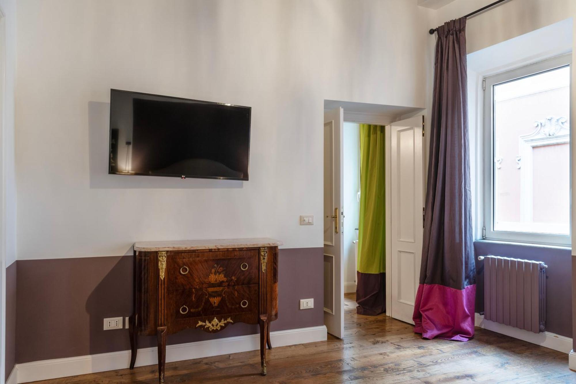 Residenza Clodio Spanish Steps * Rome