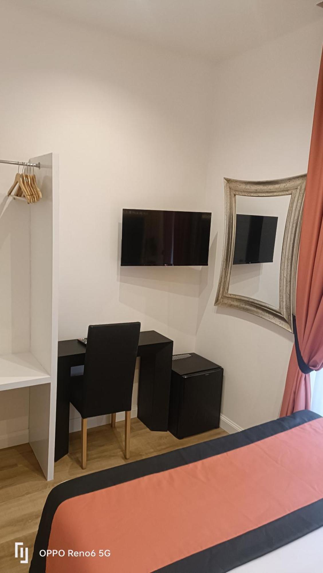 House 4 Mori Guest house Rome