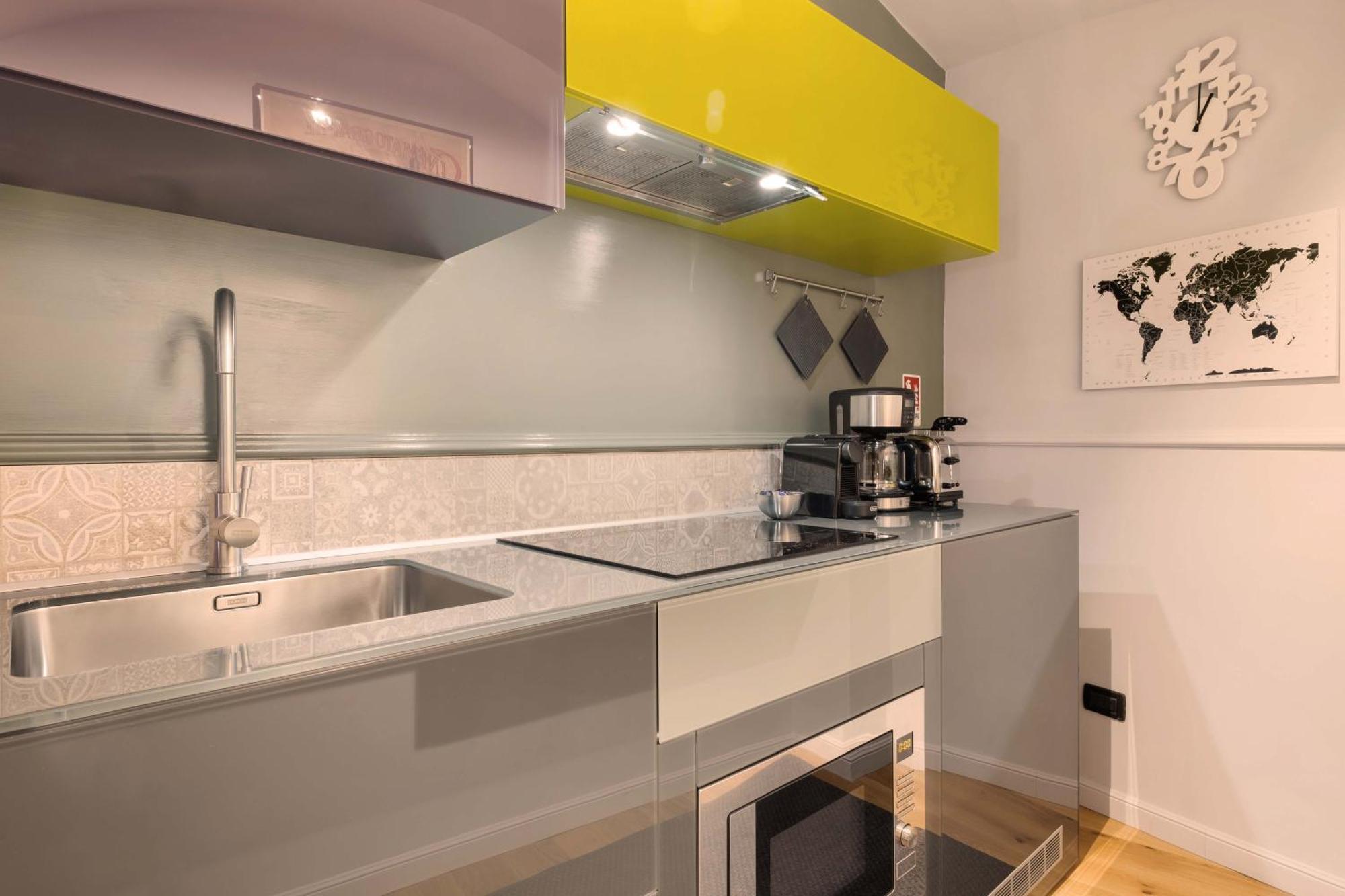 Lata Rana Colosseum Luxury Loft *