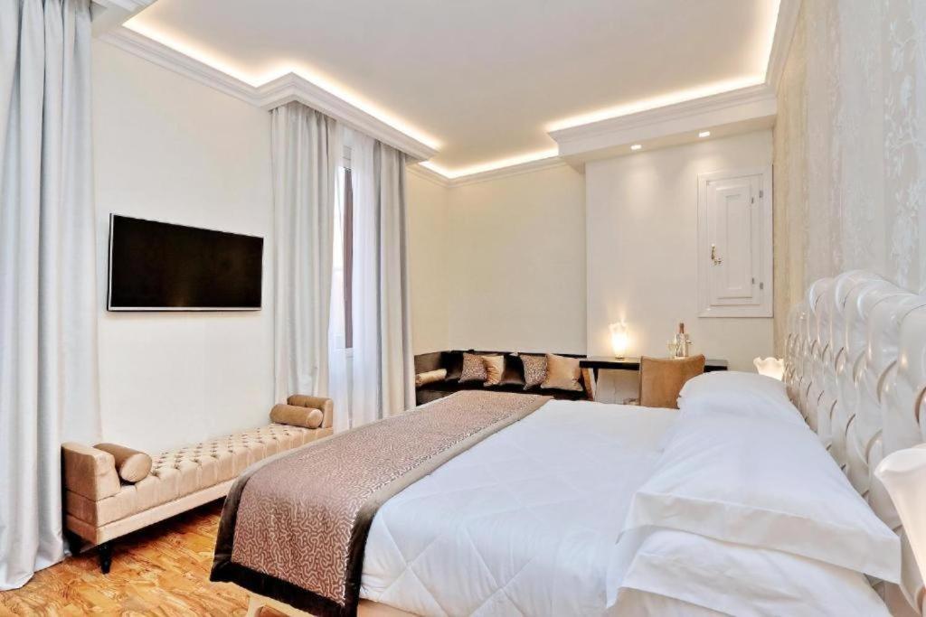 Bq House Fori Imperiali Luxury Rome
