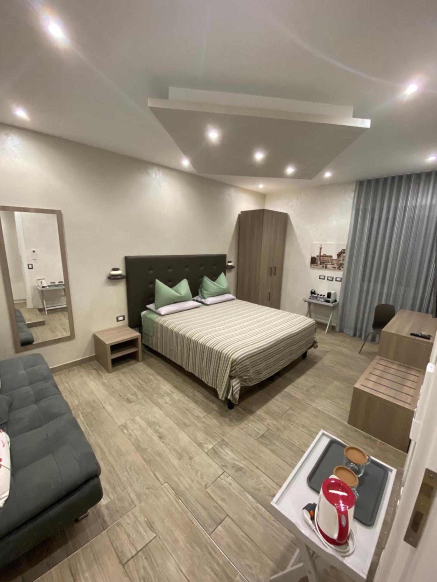 Domus Cinecitta Bed & Breakfast Rome