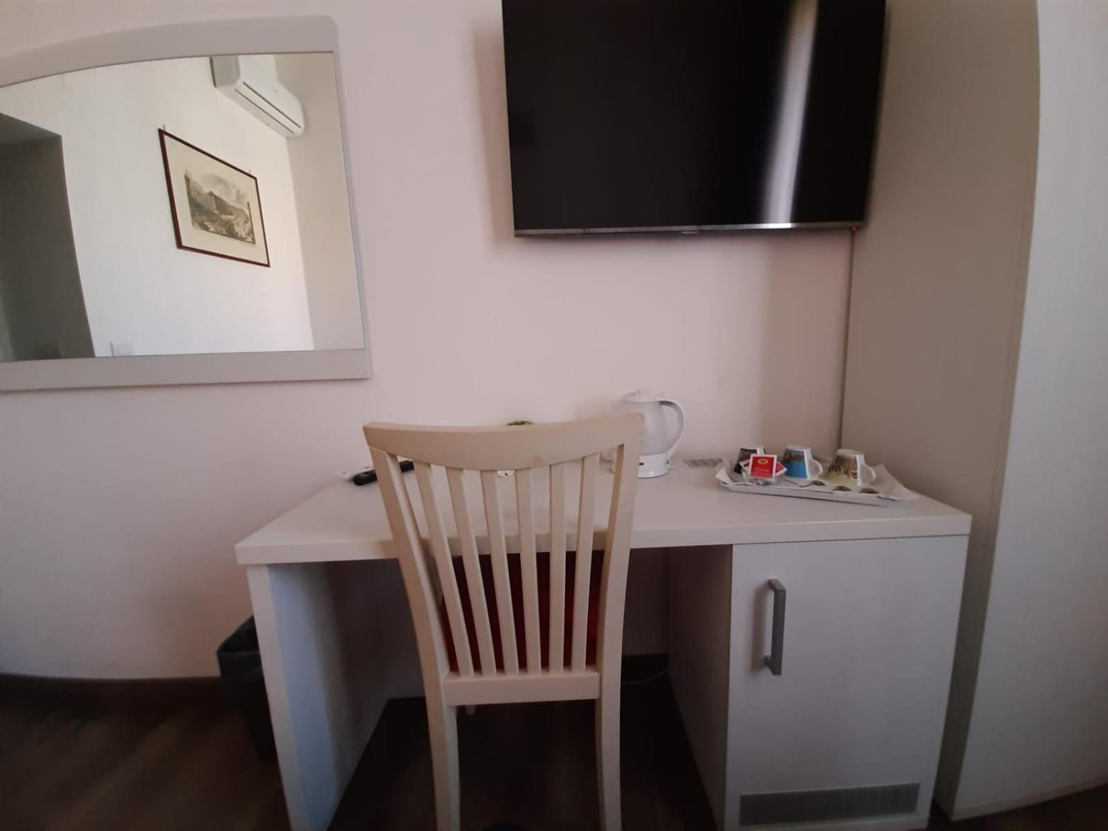 Laterani Dfm 2* Rome