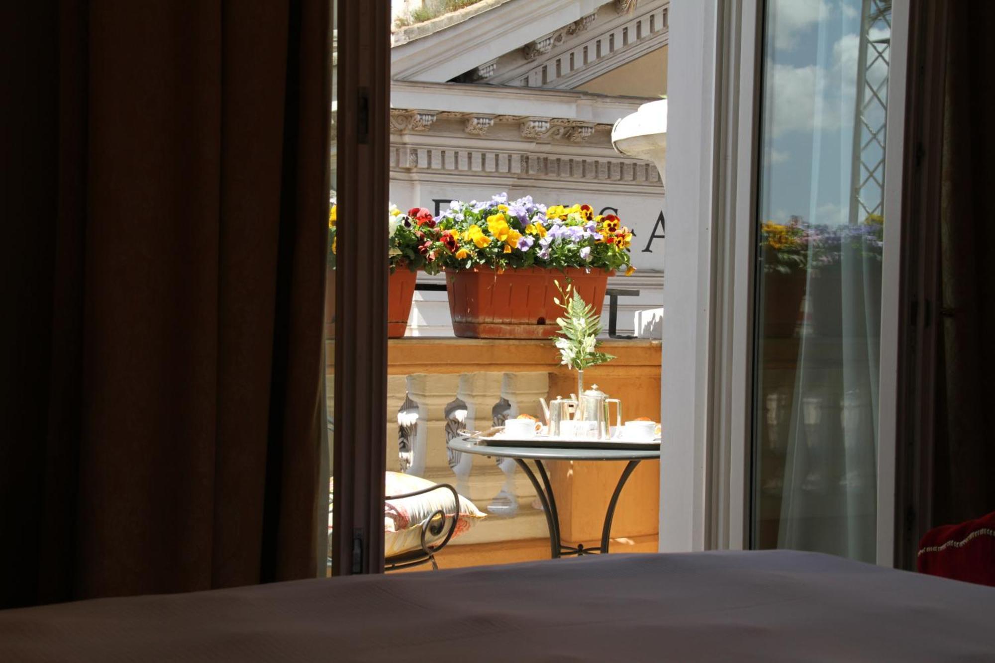 Hotel Grand Plaza Rome