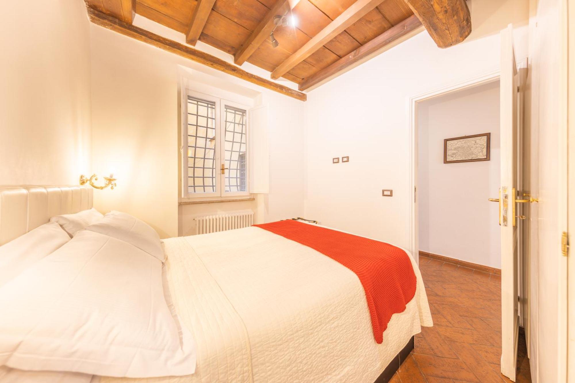 Ac21 - Palazzetto Campo De' Fiori *