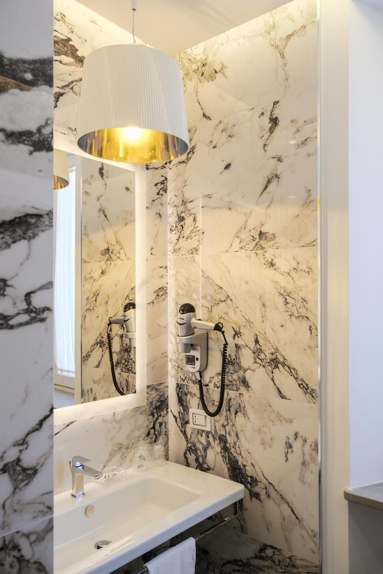 Stendhal Luxury Suites 4* Rome