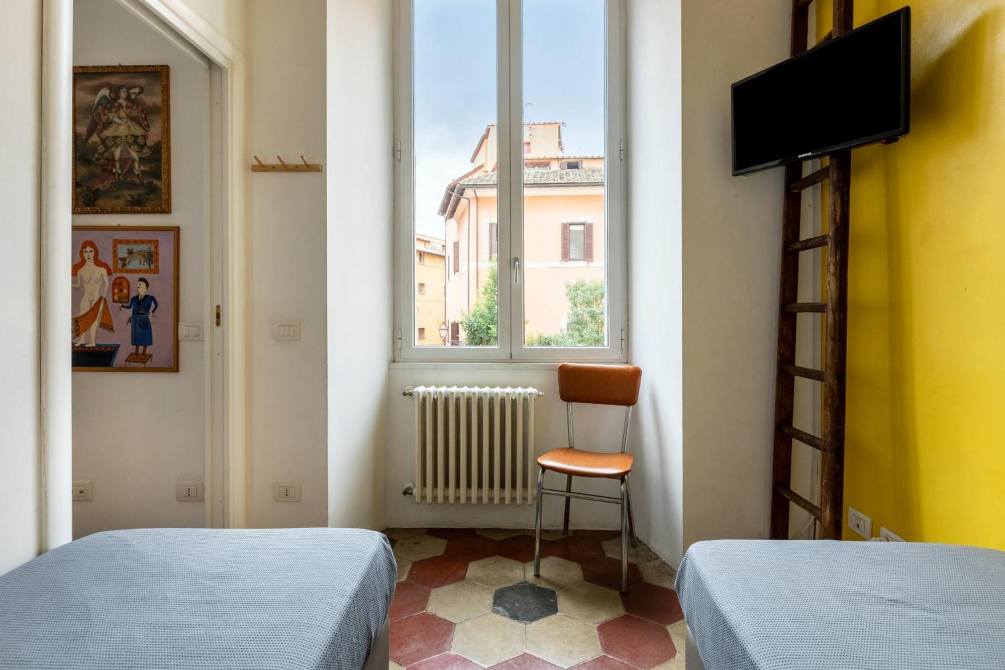 Colosseo Apartment- Heart Of Rione Monti Apartment