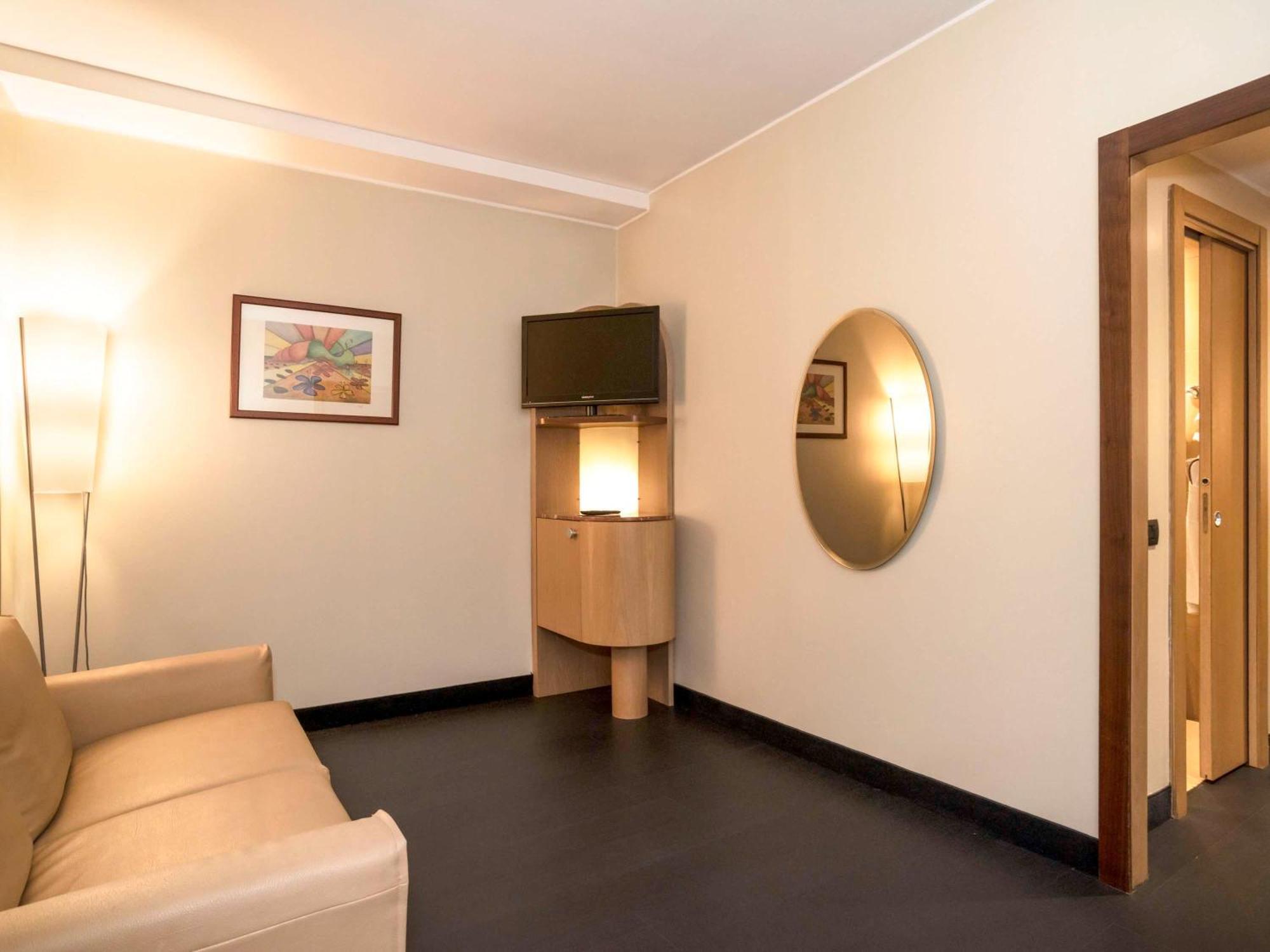 Mercure West Hotel Rome