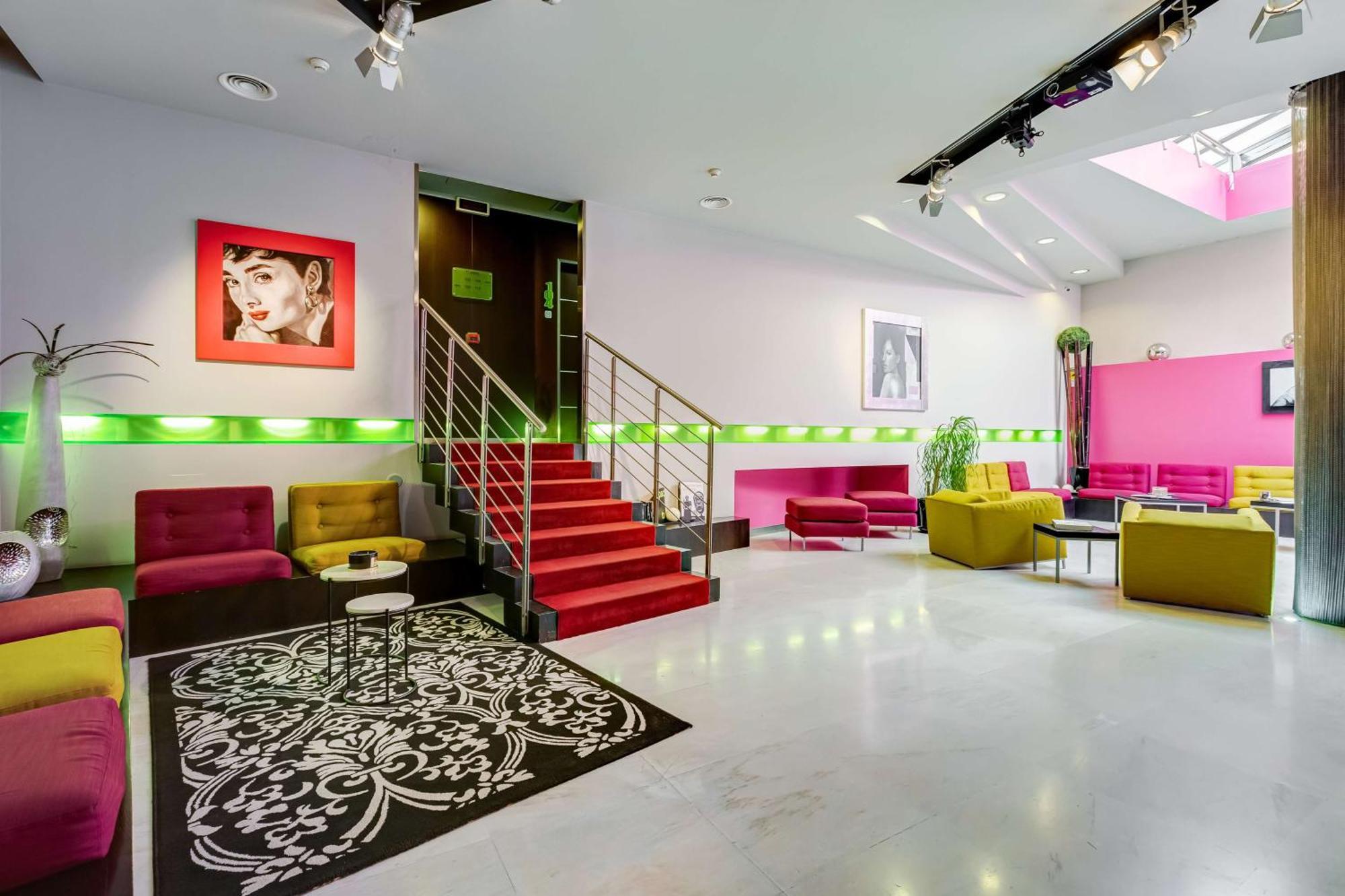 Western Cinemusic Hotel Roma