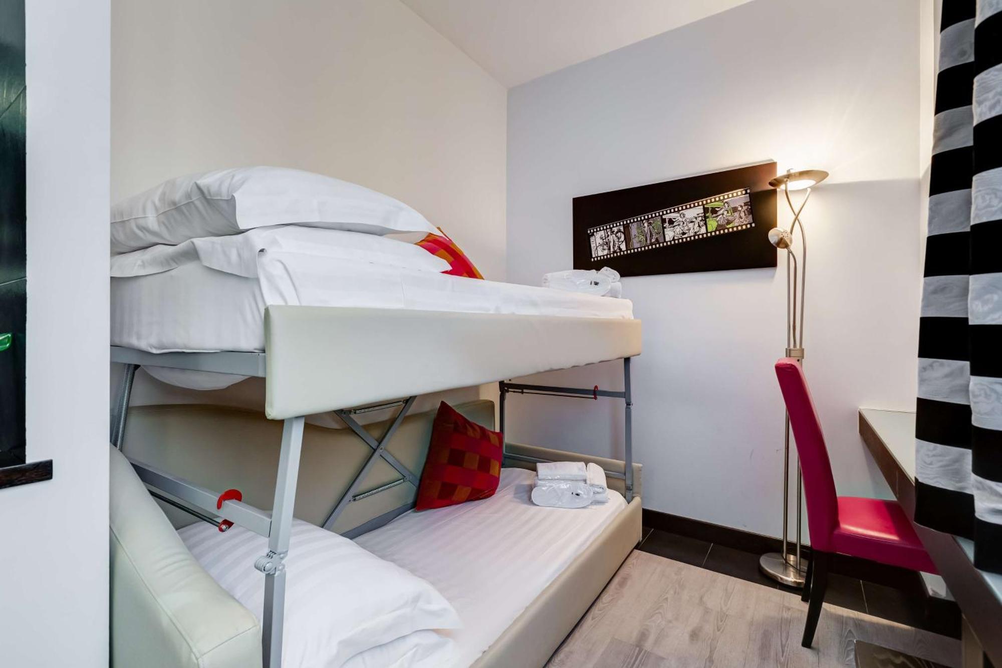 Western Cinemusic Hotel Rome